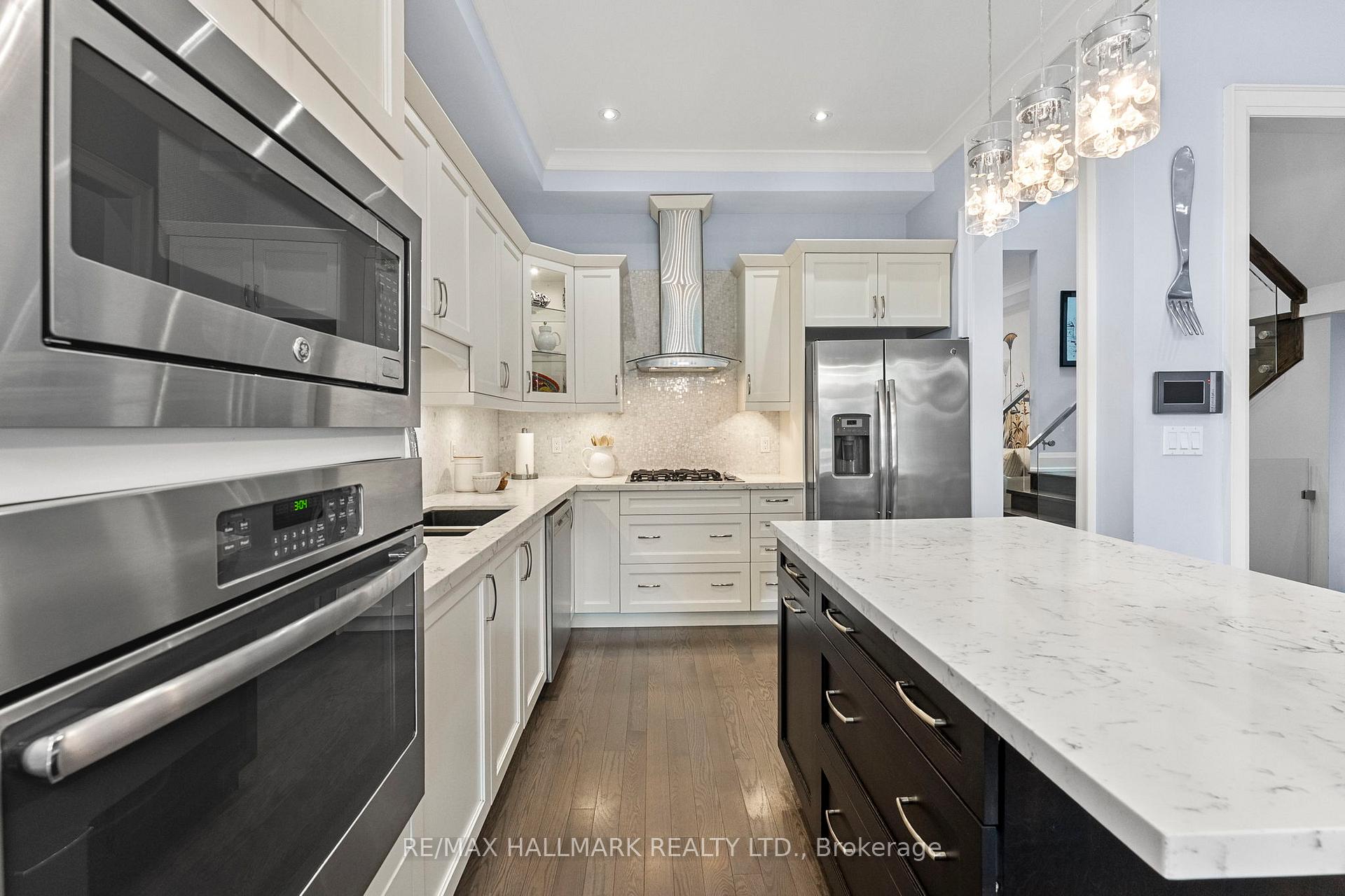 Photo 12 of 341 Rhodes Avenue, Toronto, Greenwood-Coxwell — HOMEH