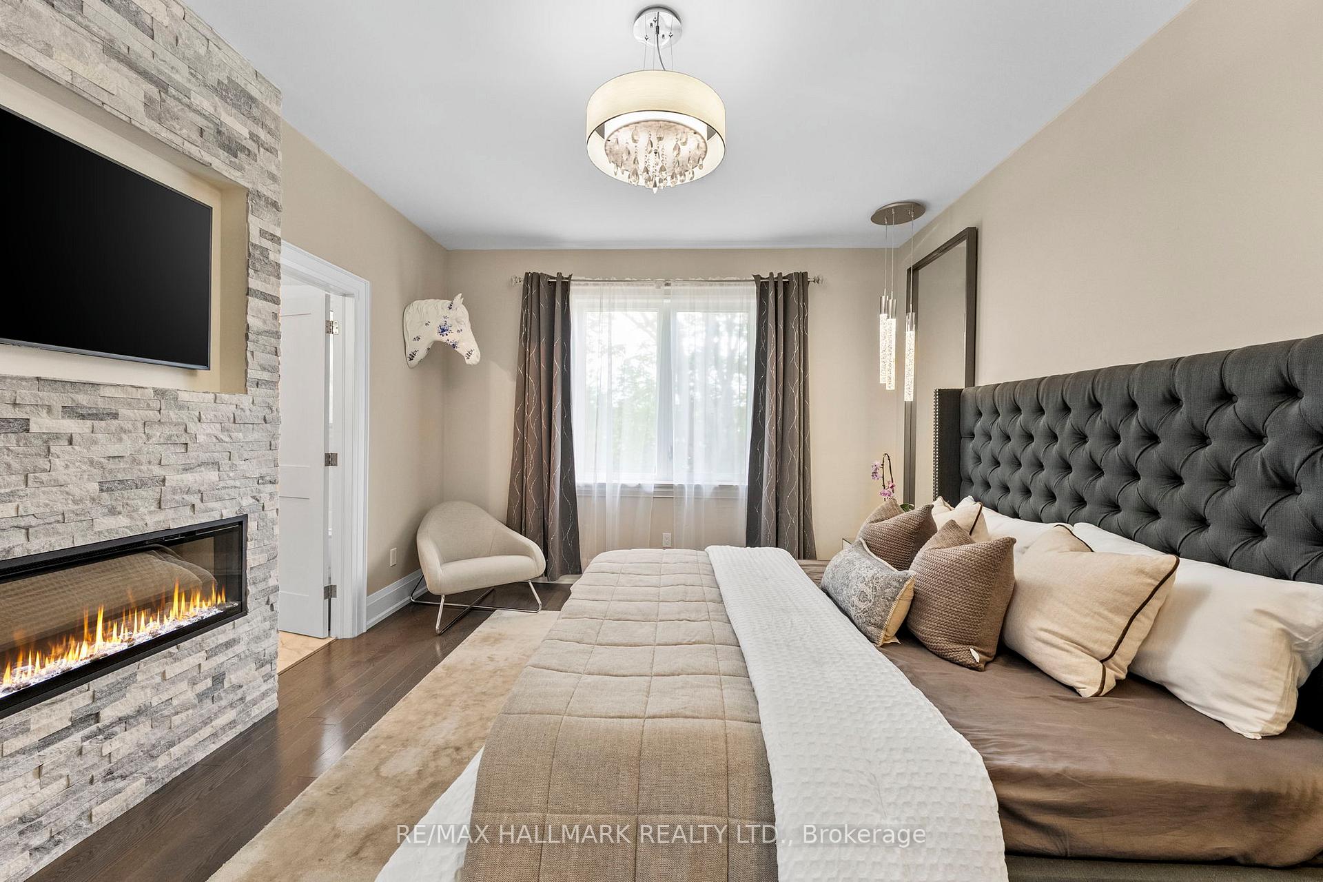 Photo 18 of 341 Rhodes Avenue, Toronto, Greenwood-Coxwell — HOMEH