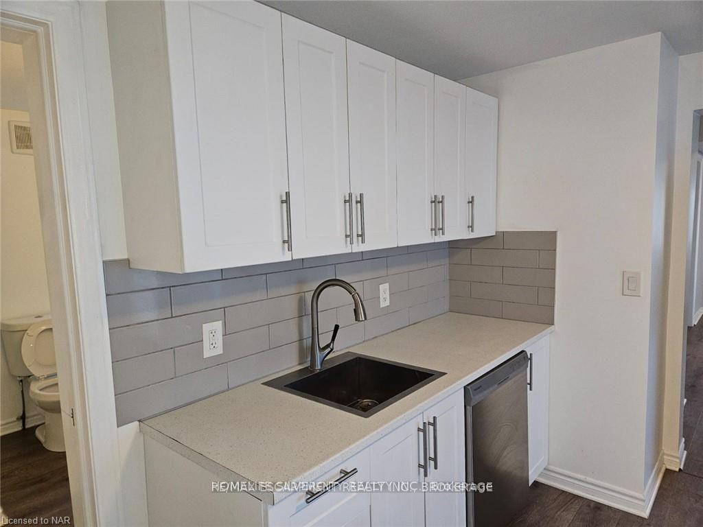 Photo 3 of Unit 1, 55 Pine Street S, Thorold, Thorold Downtown — HOMEH