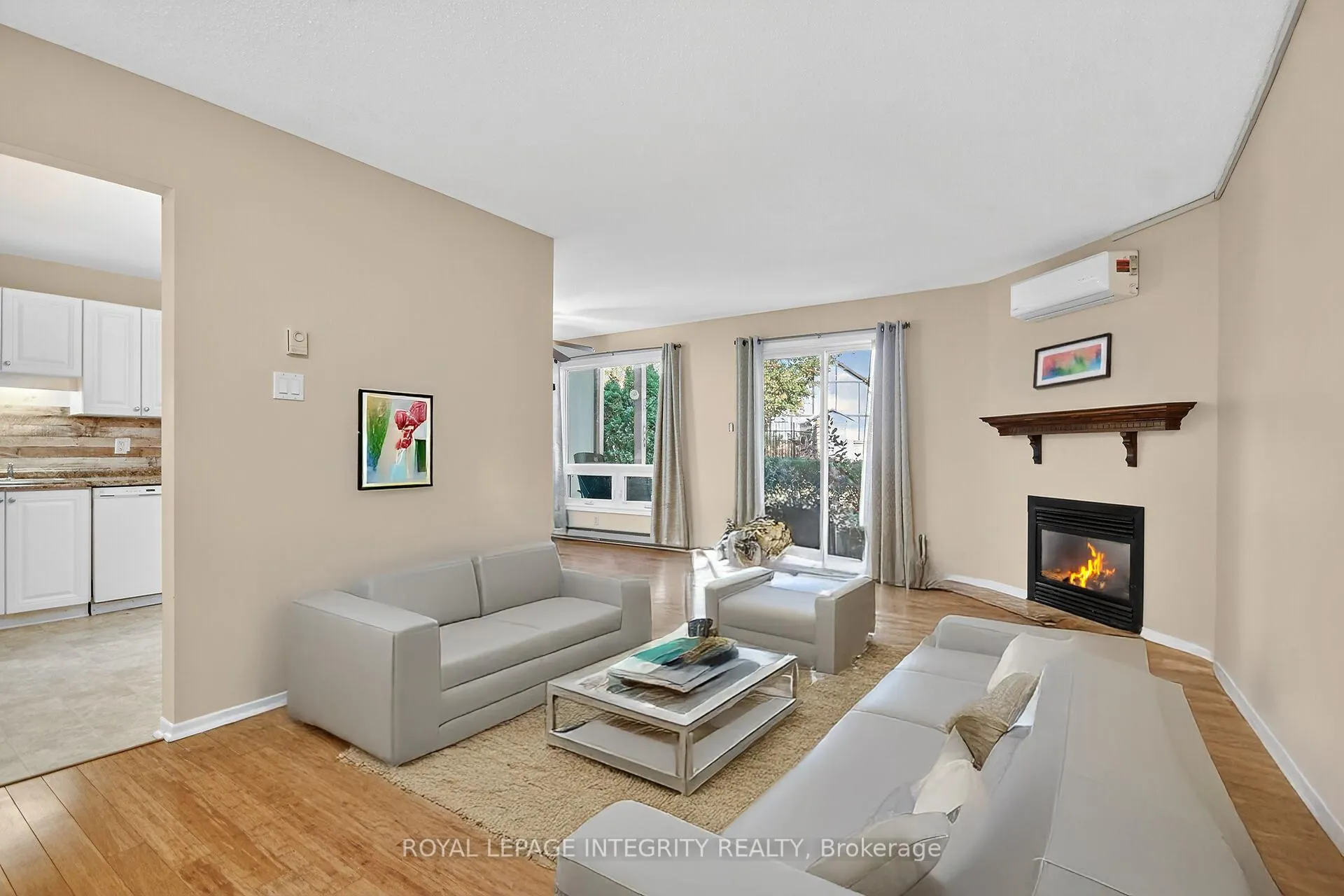 Photo 10 of Unit A, 214 Equestrian Drive, Ottawa, Kanata - Bridlewood — HOMEH