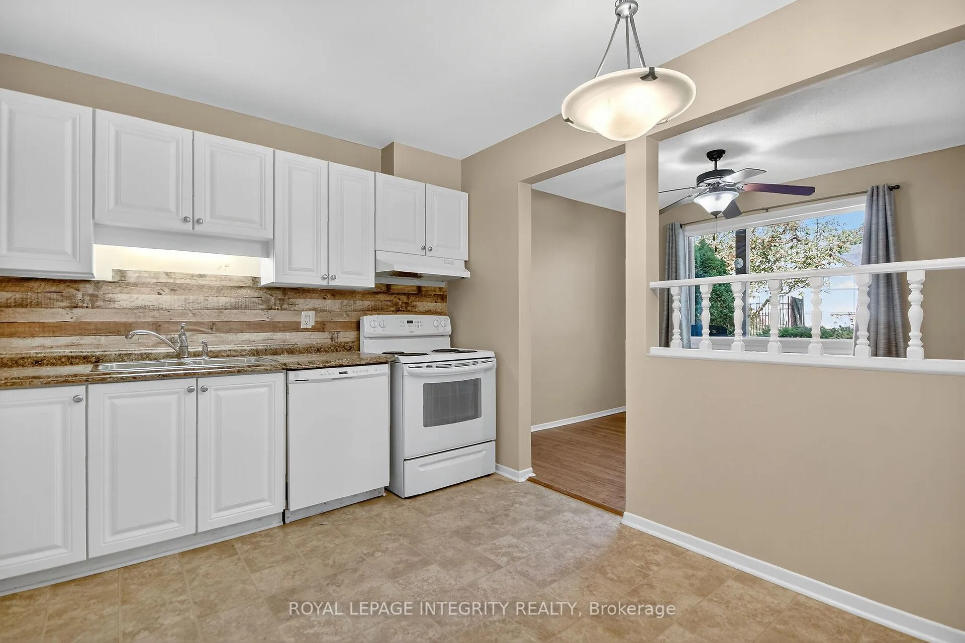 Photo 21 of Unit A, 214 Equestrian Drive, Ottawa, Kanata - Bridlewood — HOMEH