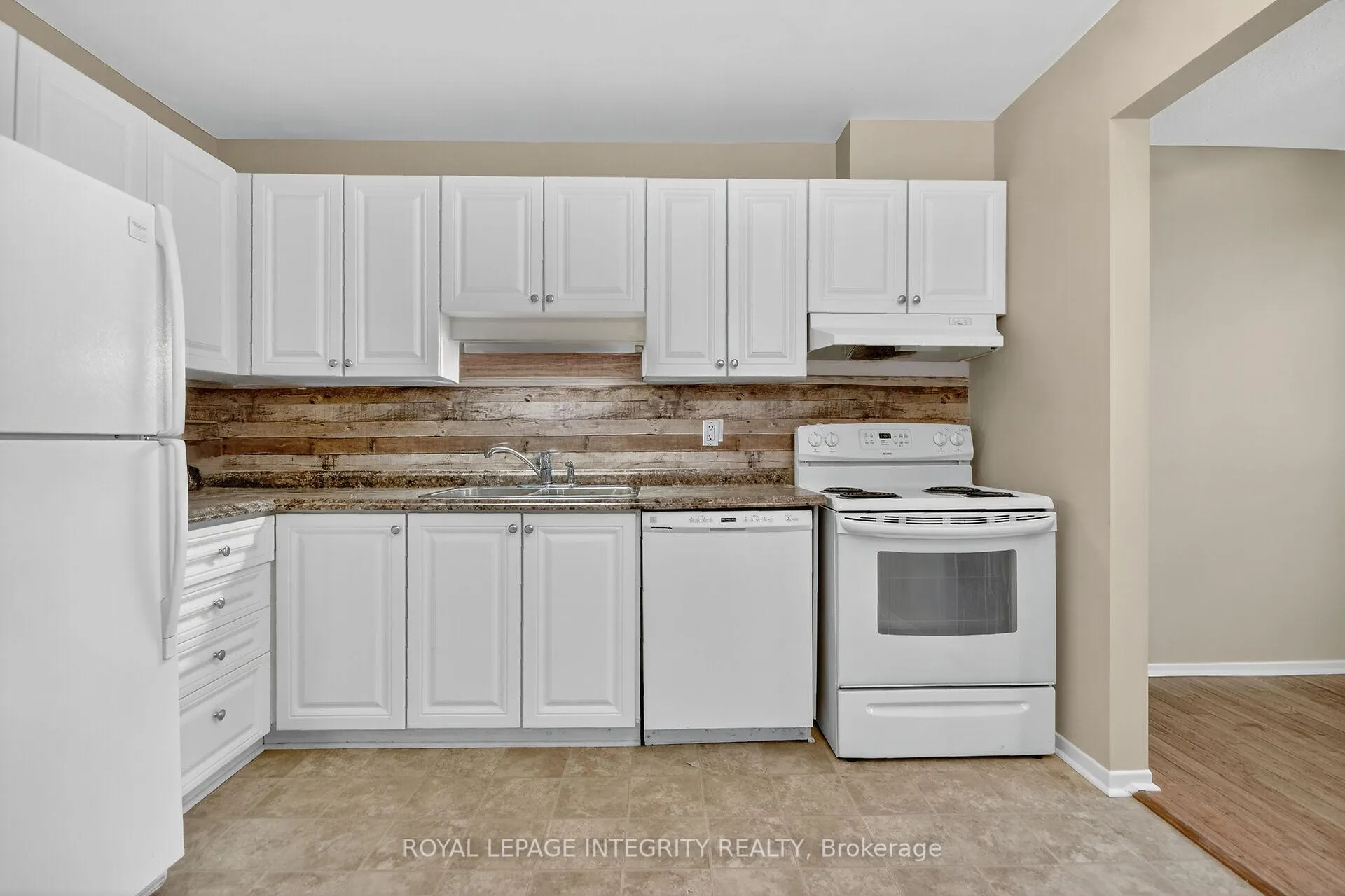 Photo 23 of Unit A, 214 Equestrian Drive, Ottawa, Kanata - Bridlewood — HOMEH