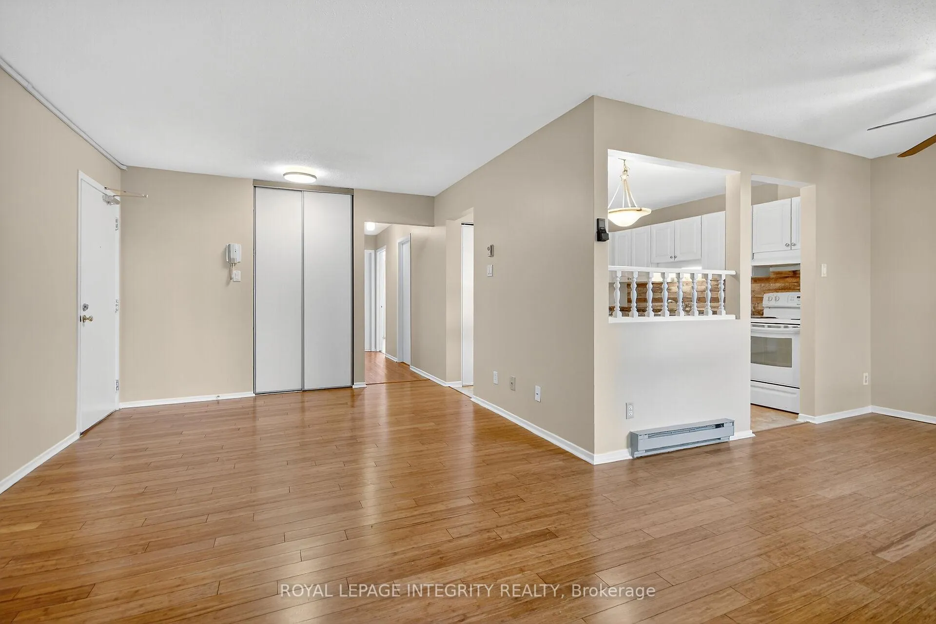 Photo 24 of Unit A, 214 Equestrian Drive, Ottawa, Kanata - Bridlewood — HOMEH