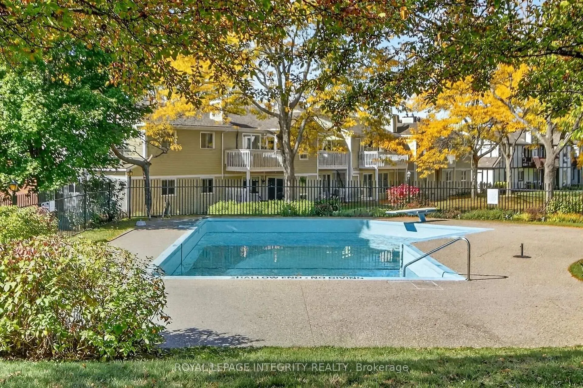 Photo 30 of Unit A, 214 Equestrian Drive, Ottawa, Kanata - Bridlewood — HOMEH