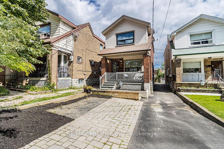 Front of 633 Lauder Avenue