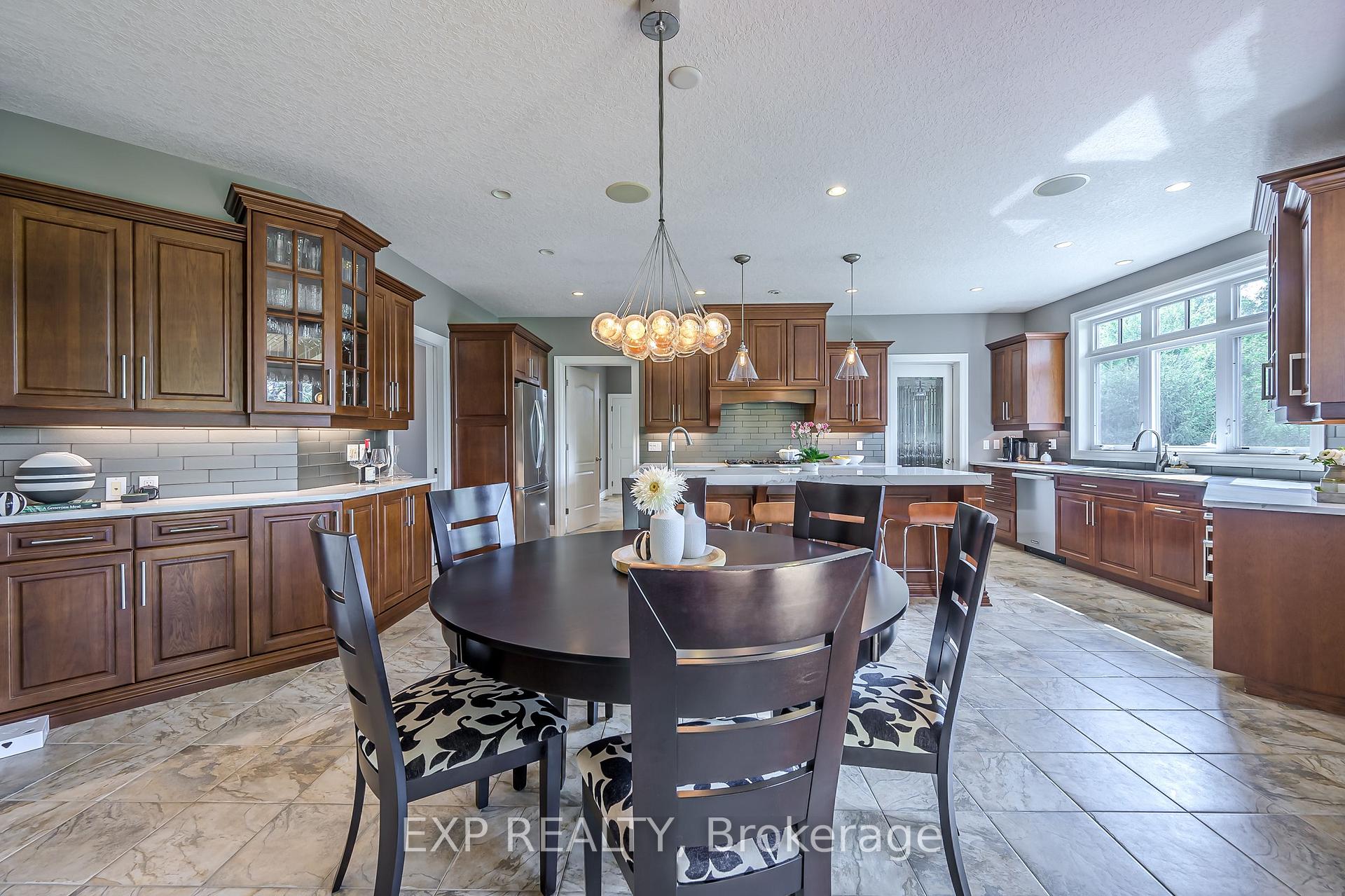 Photo 11 of 49 Byron Avenue, Thames Centre, Rural Thames Centre — HOMEH