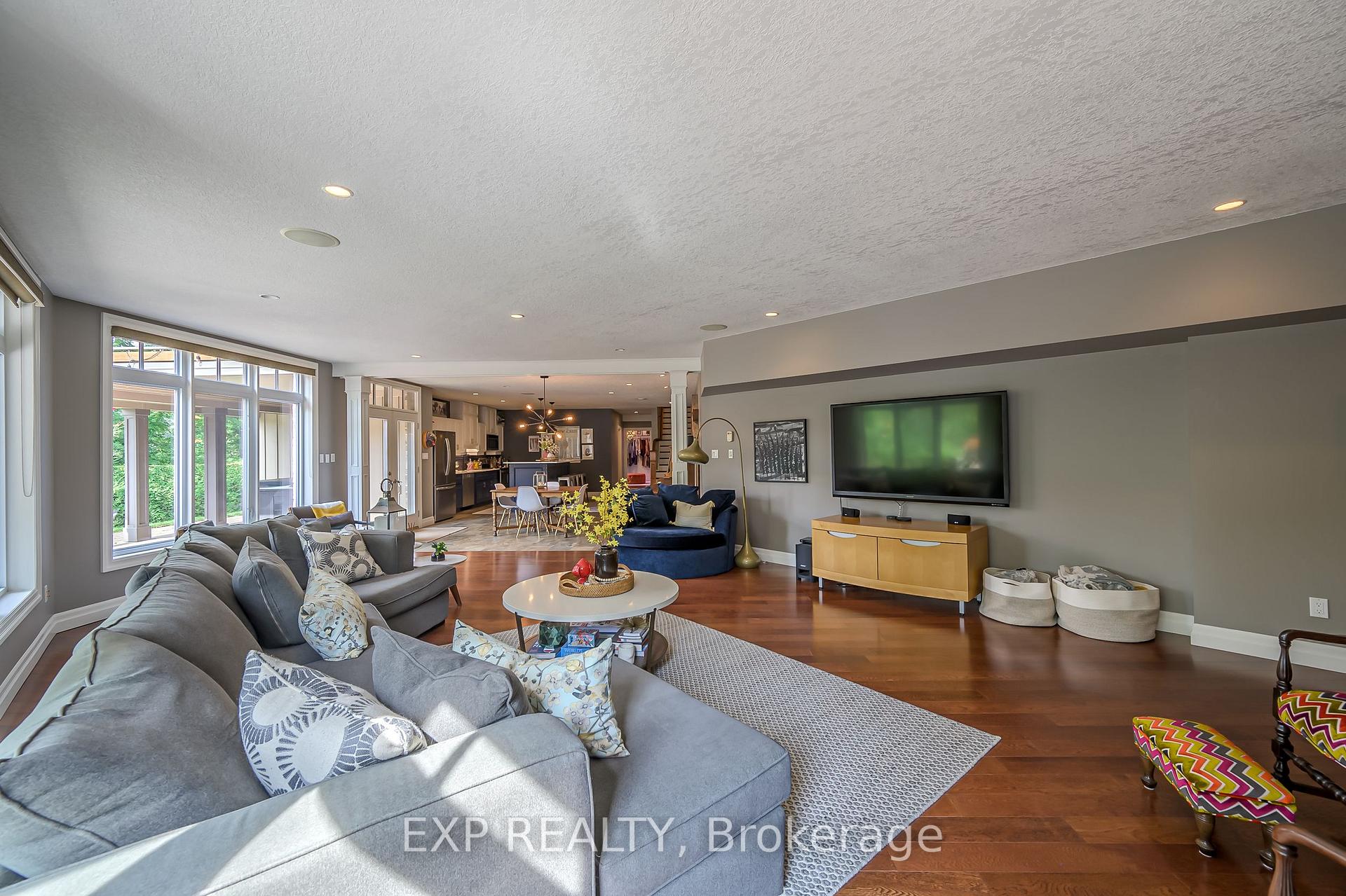 Photo 14 of 49 Byron Avenue, Thames Centre, Rural Thames Centre — HOMEH