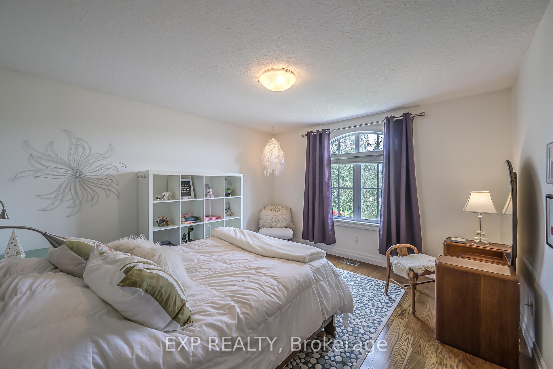 Photo 23 of 49 Byron Avenue, Thames Centre, Rural Thames Centre — HOMEH