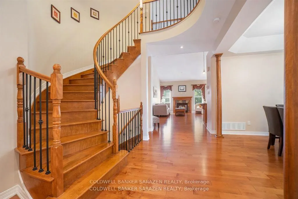 Photo 4 of 221 Madhu Crescent, Ottawa, Mooneys Bay — HOMEH