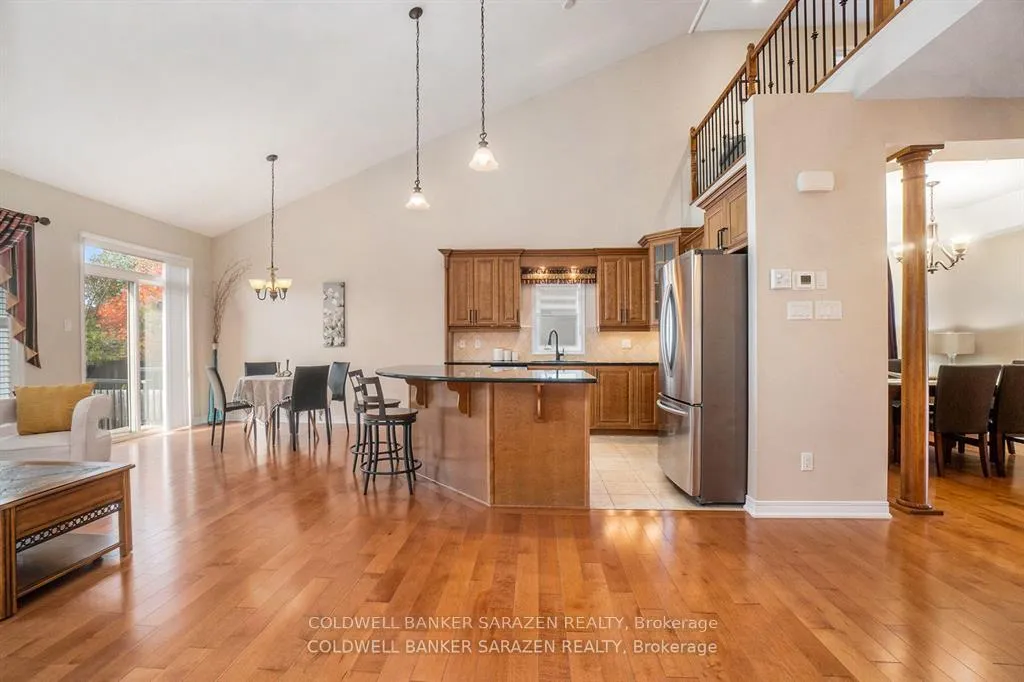 Photo 7 of 221 Madhu Crescent, Ottawa, Mooneys Bay — HOMEH