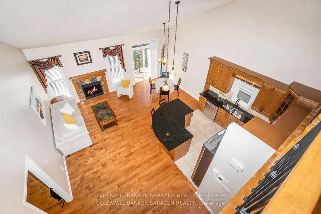 Photo 19 of 221 Madhu Crescent, Ottawa, Mooneys Bay — HOMEH