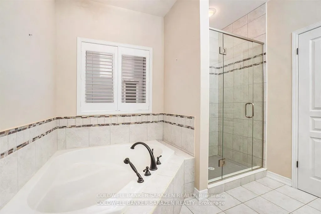 Photo 24 of 221 Madhu Crescent, Ottawa, Mooneys Bay — HOMEH