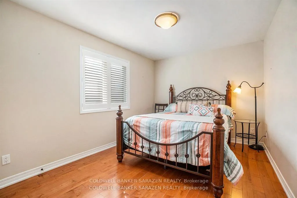 Photo 26 of 221 Madhu Crescent, Ottawa, Mooneys Bay — HOMEH