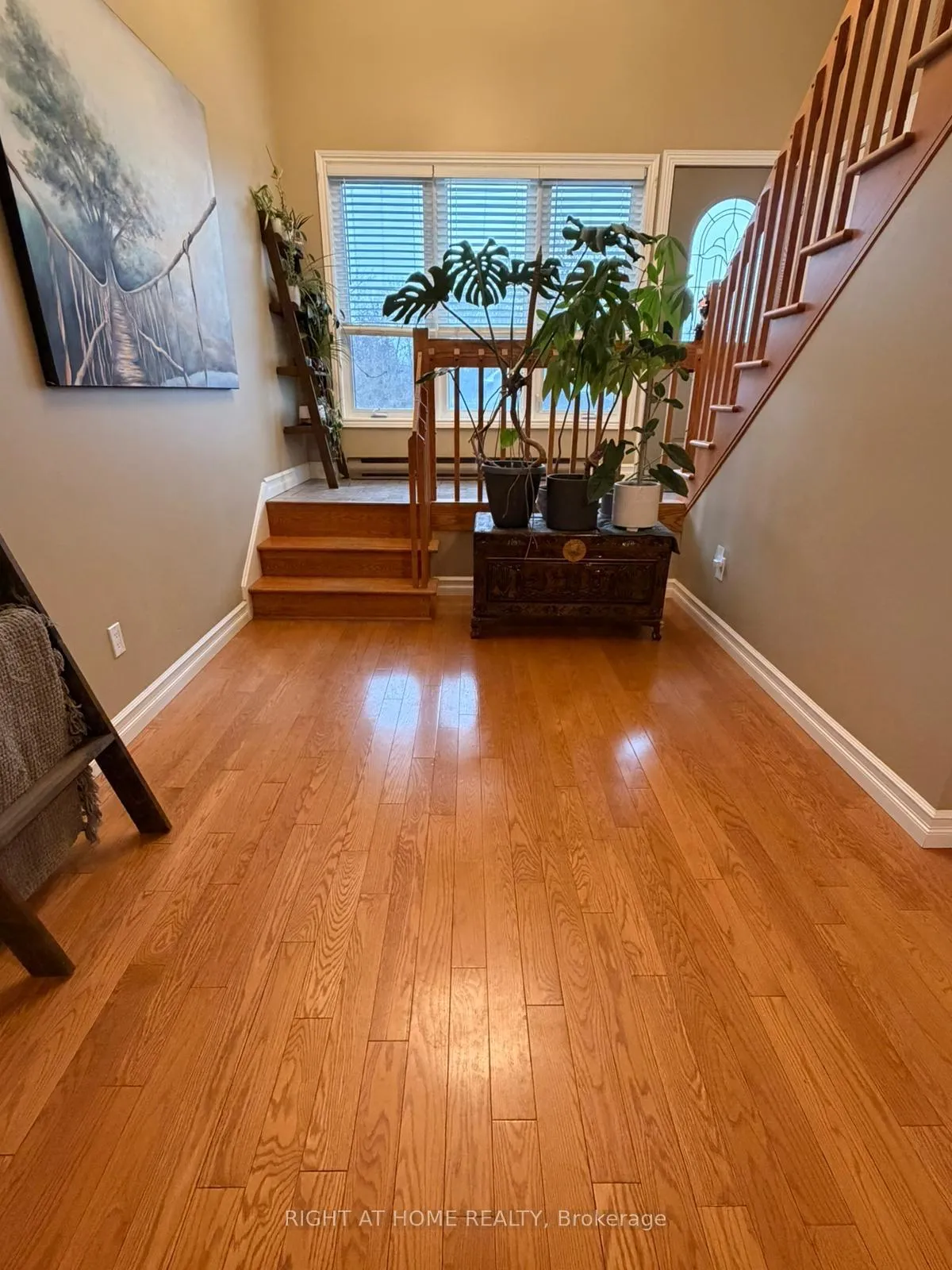 Photo 3 of 786 8th Street E, Owen Sound — HOMEH