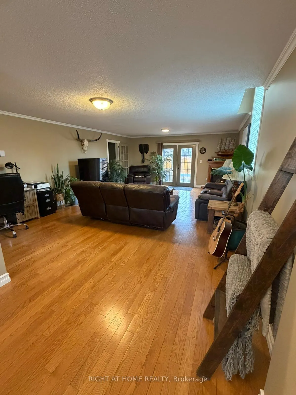 Photo 7 of 786 8th Street E, Owen Sound — HOMEH