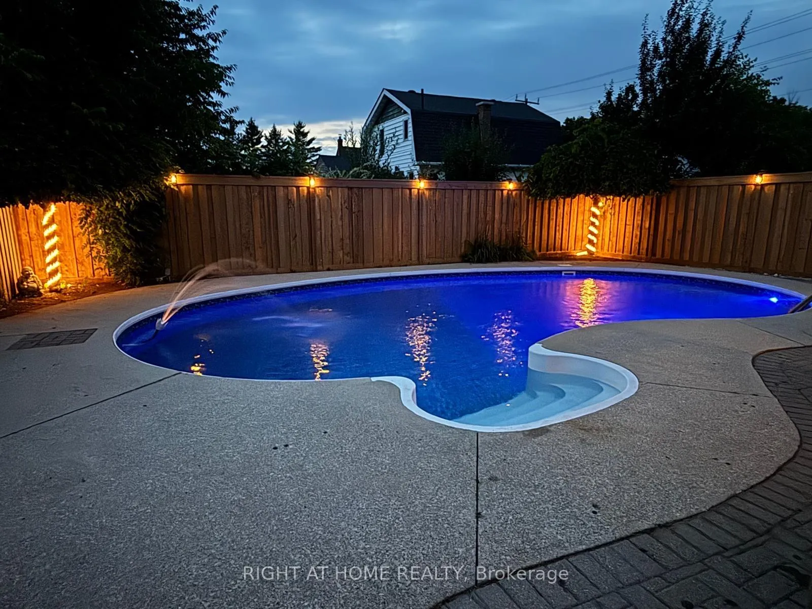 Photo 16 of 786 8th Street E, Owen Sound — HOMEH
