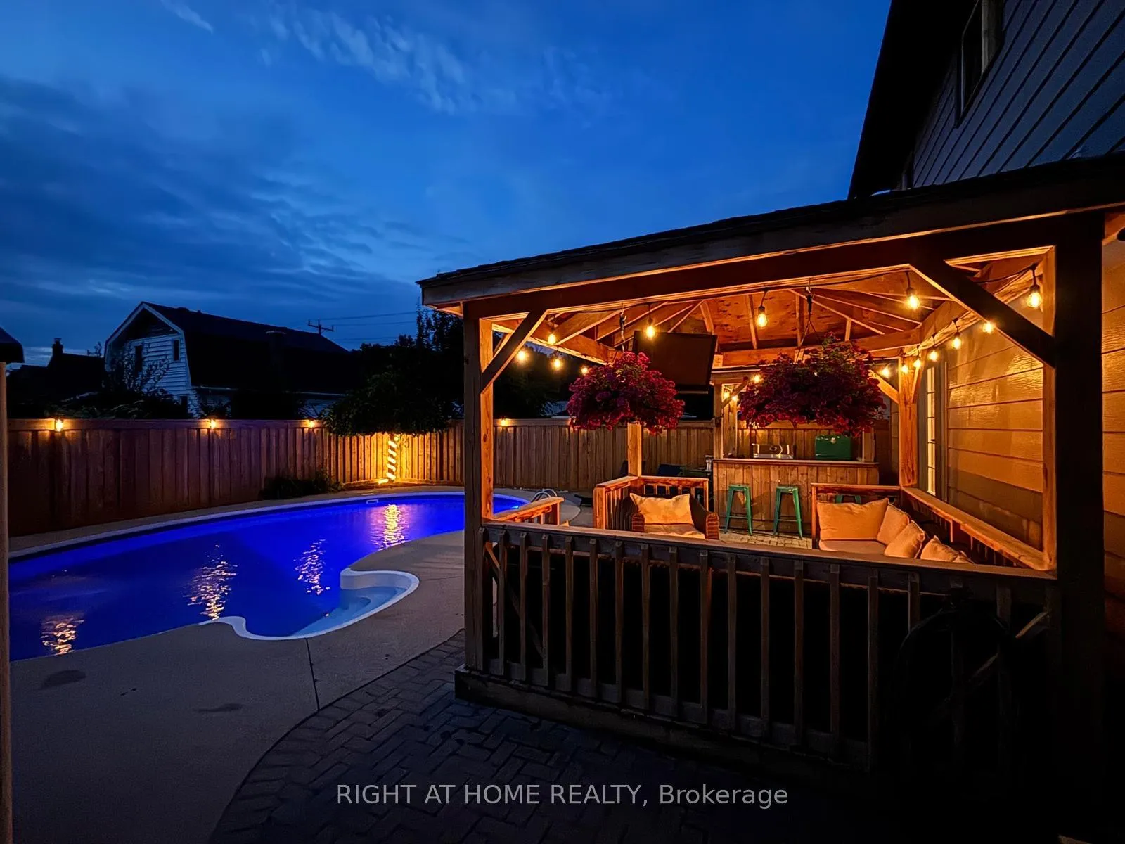 Photo 22 of 786 8th Street E, Owen Sound — HOMEH
