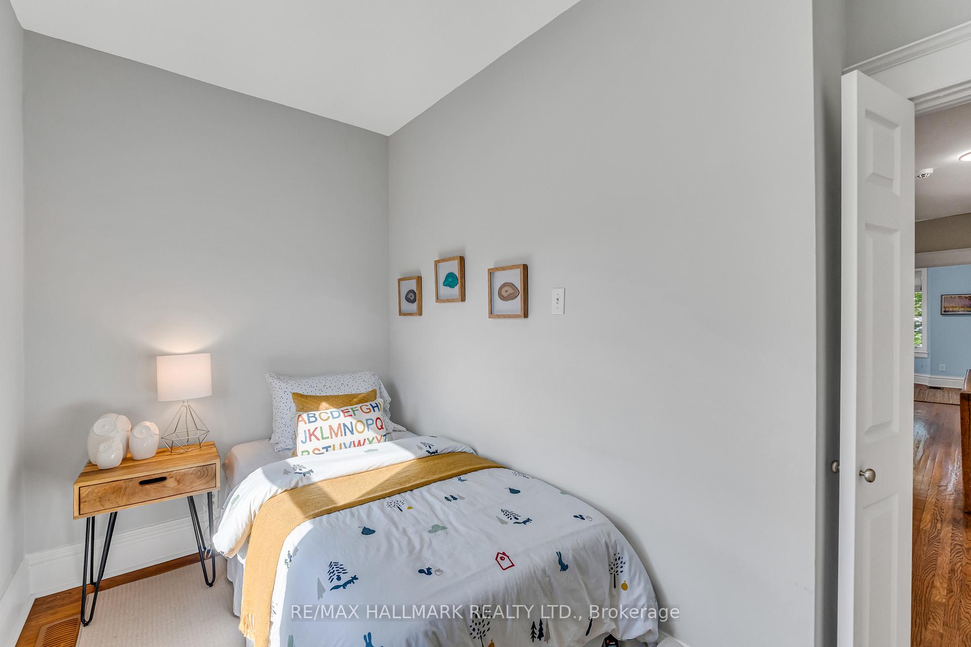 Photo 26 of 63 Eastmount Avenue, Toronto, Playter Estates-Danforth — HOMEH