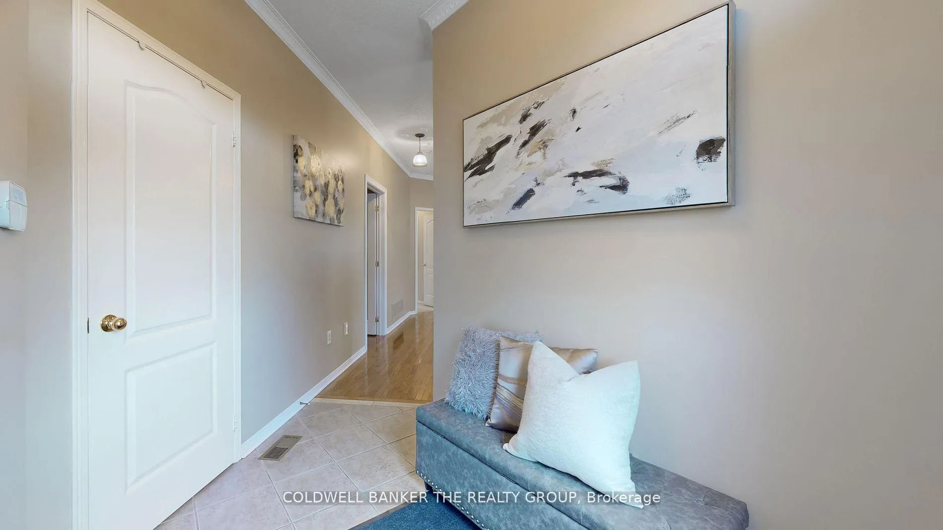 Photo 5 of 5 Collingwood Avenue, Brampton, Snelgrove — HOMEH