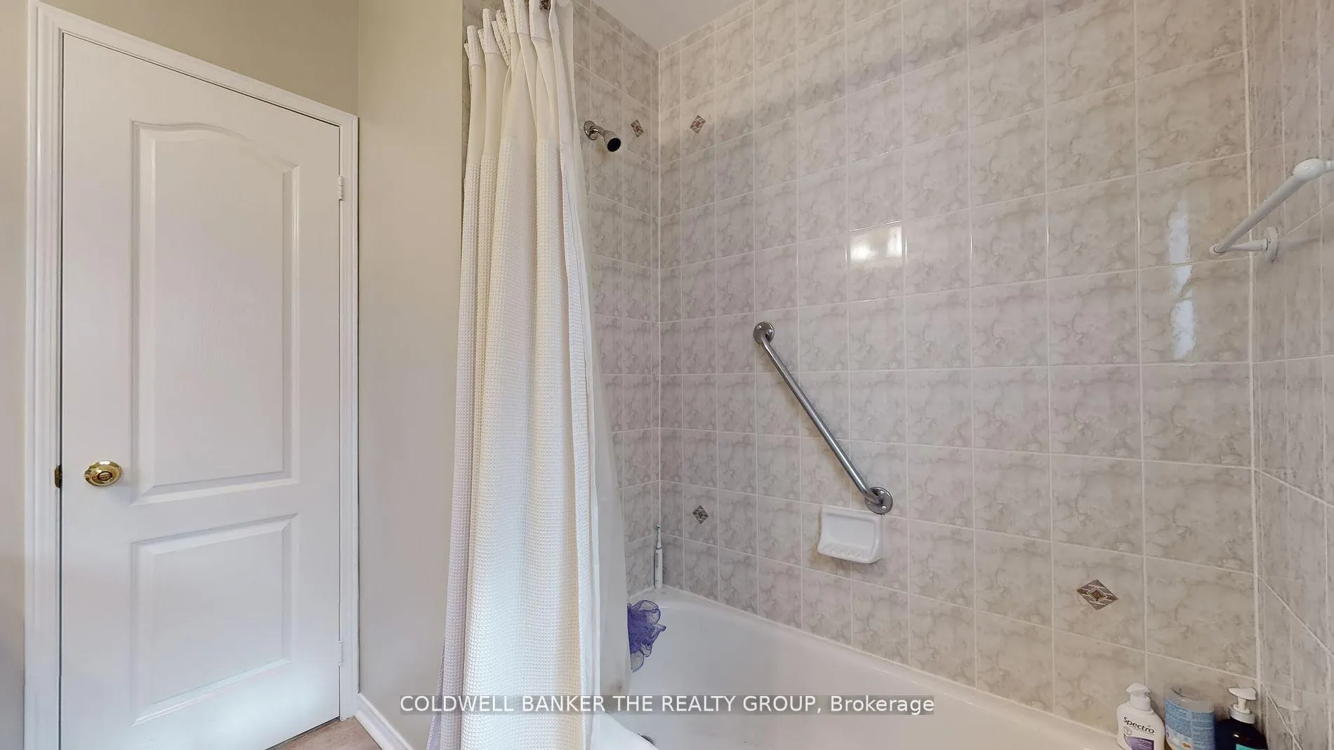 Photo 24 of 5 Collingwood Avenue, Brampton, Snelgrove — HOMEH