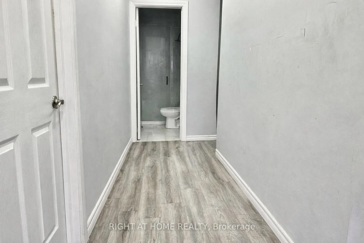 Photo 11 of 252 Robinson Street, Norfolk, Simcoe — HOMEH