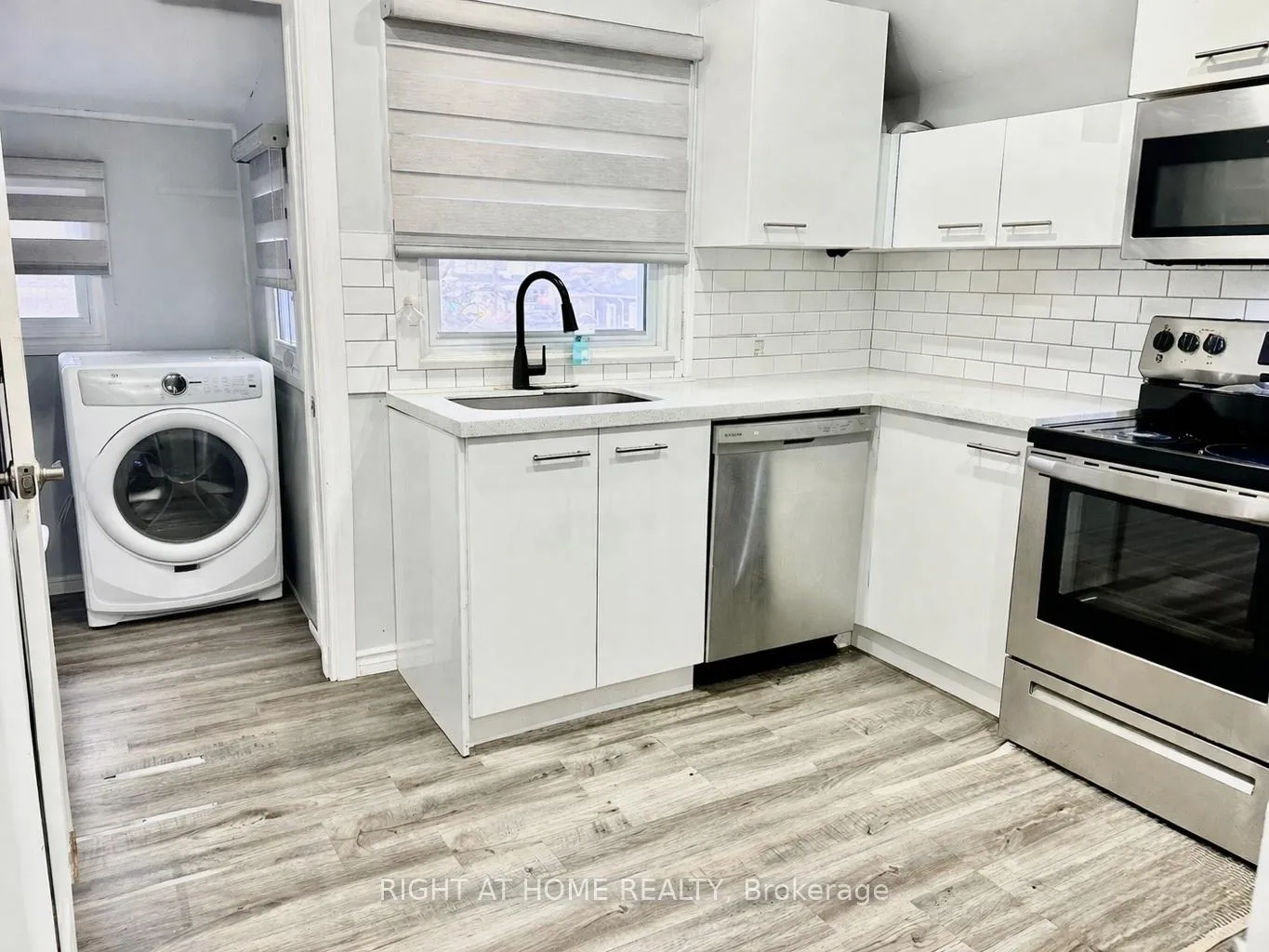 Photo 23 of 252 Robinson Street, Norfolk, Simcoe — HOMEH