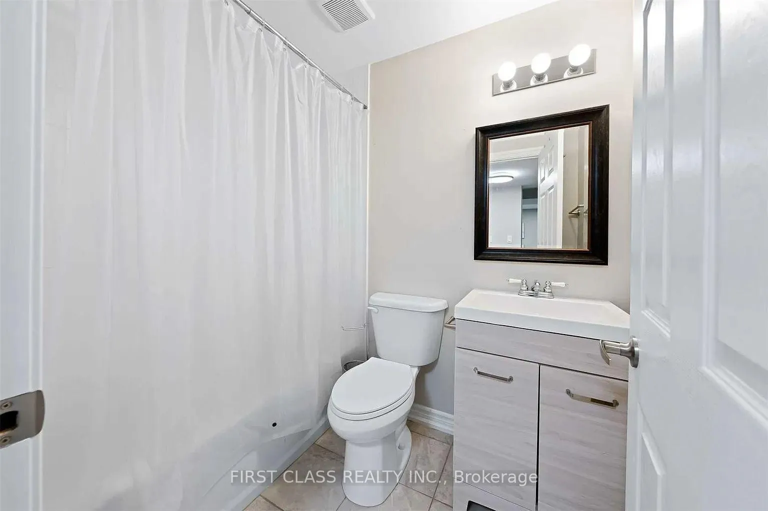 Photo 8 of Unit Bsmt, 10 Leslie Avenue, Barrie, Holly — HOMEH