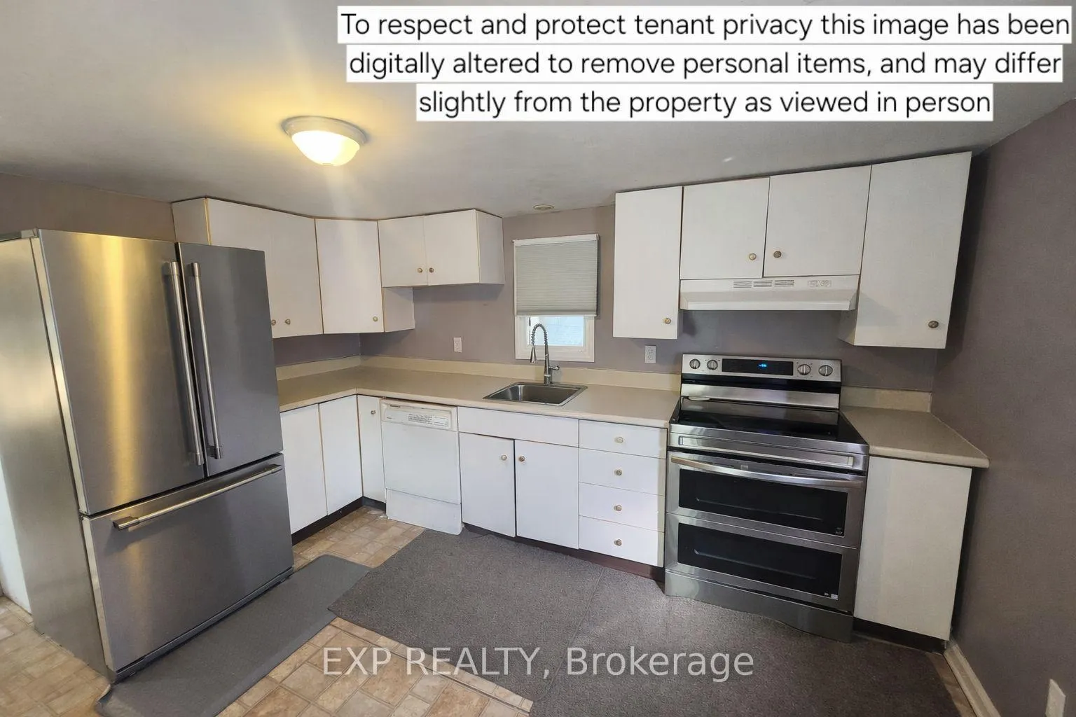 Photo 4 of 219 Bartholomew Street, Brockville — HOMEH