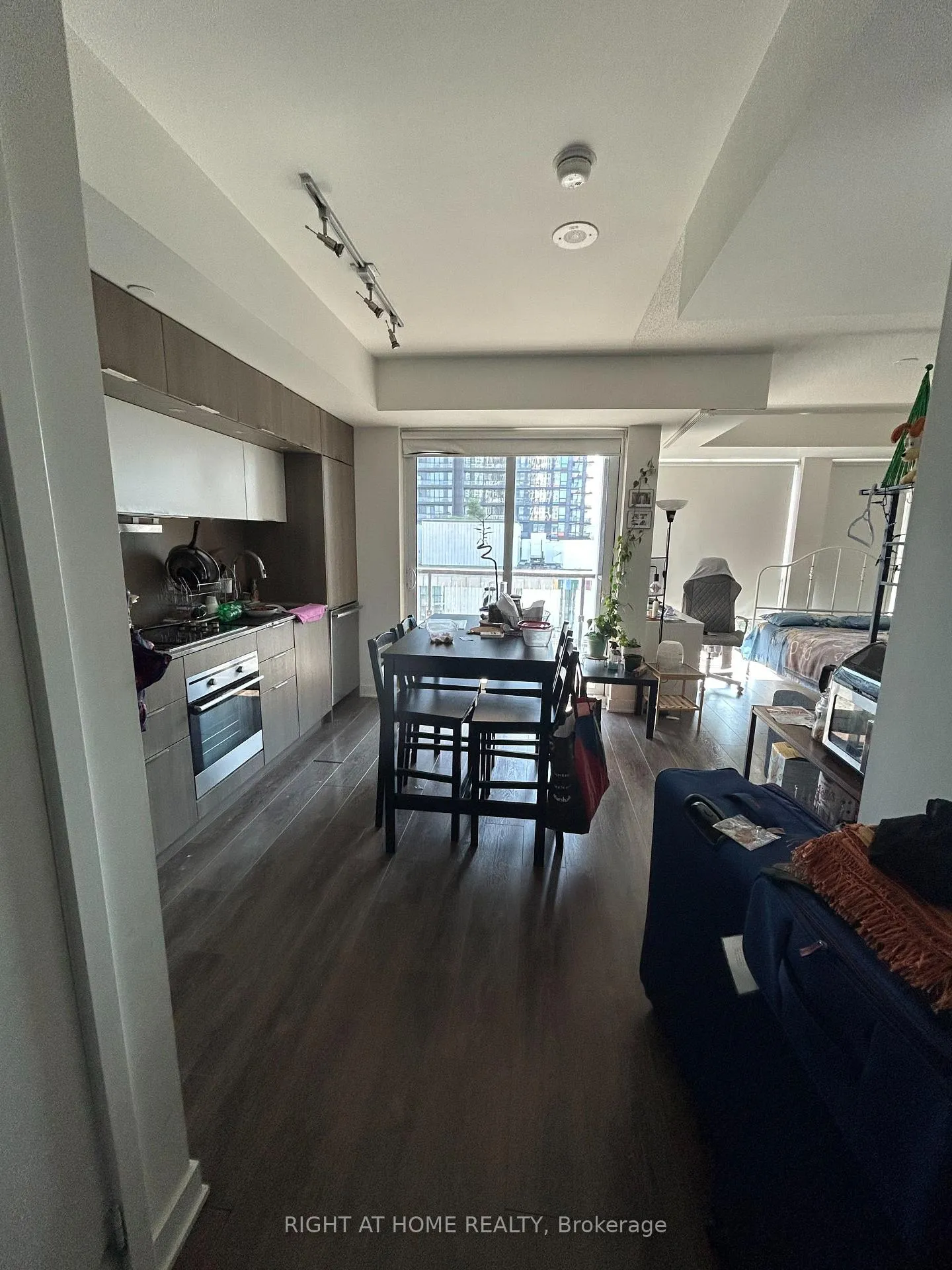 Photo 3 of Unit 714, 170 Sumach Street, Toronto, Regent Park — HOMEH