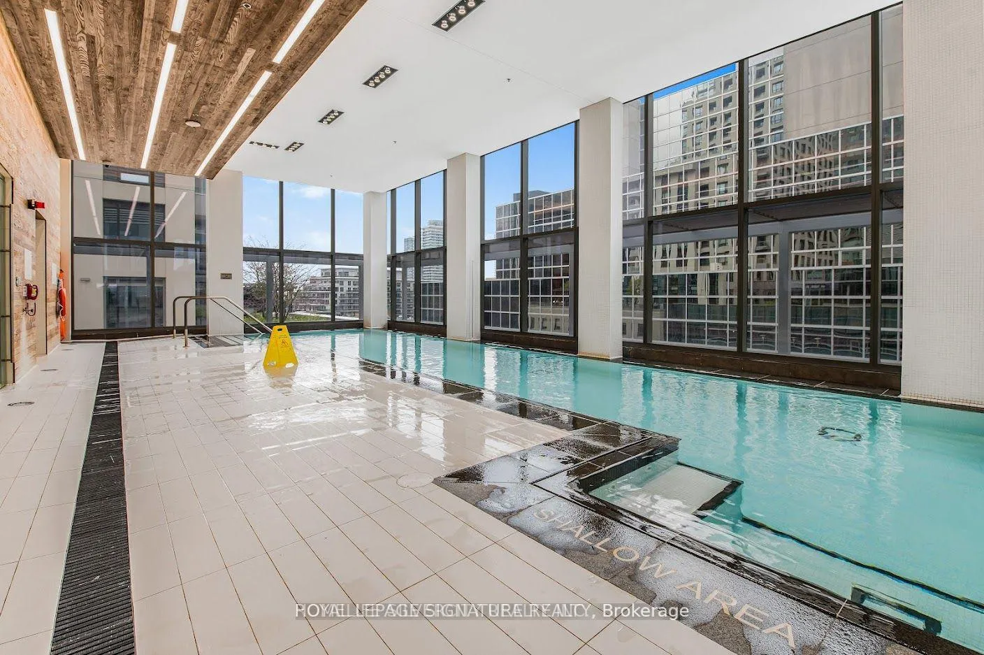 Photo 11 of Unit 4203, 88 Scott Street, Toronto, Church-Yonge Corridor — HOMEH