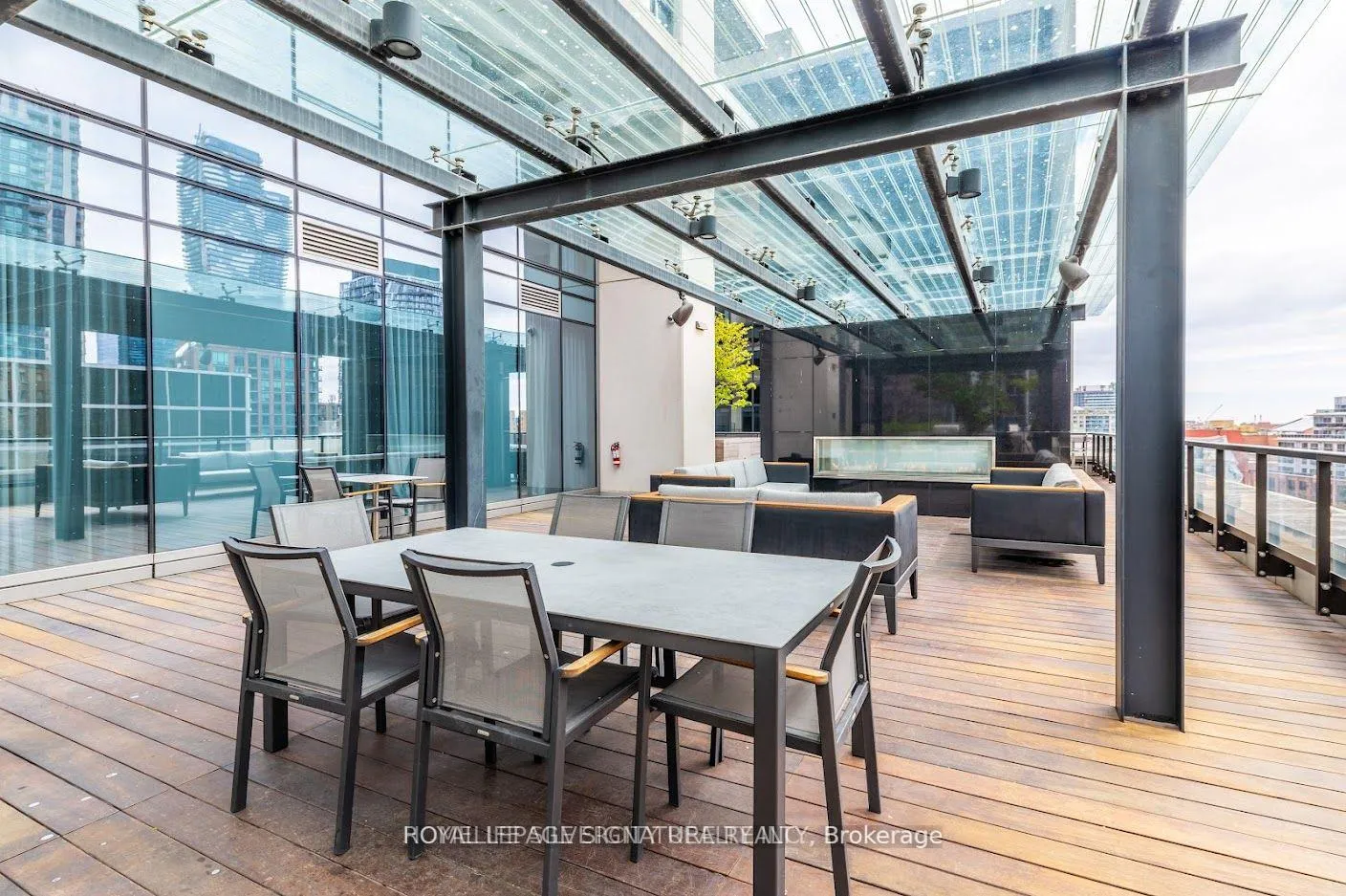 Photo 13 of Unit 4203, 88 Scott Street, Toronto, Church-Yonge Corridor — HOMEH