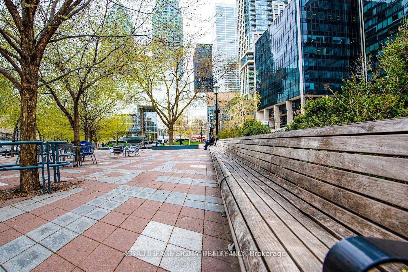 Photo 15 of Unit 4203, 88 Scott Street, Toronto, Church-Yonge Corridor — HOMEH