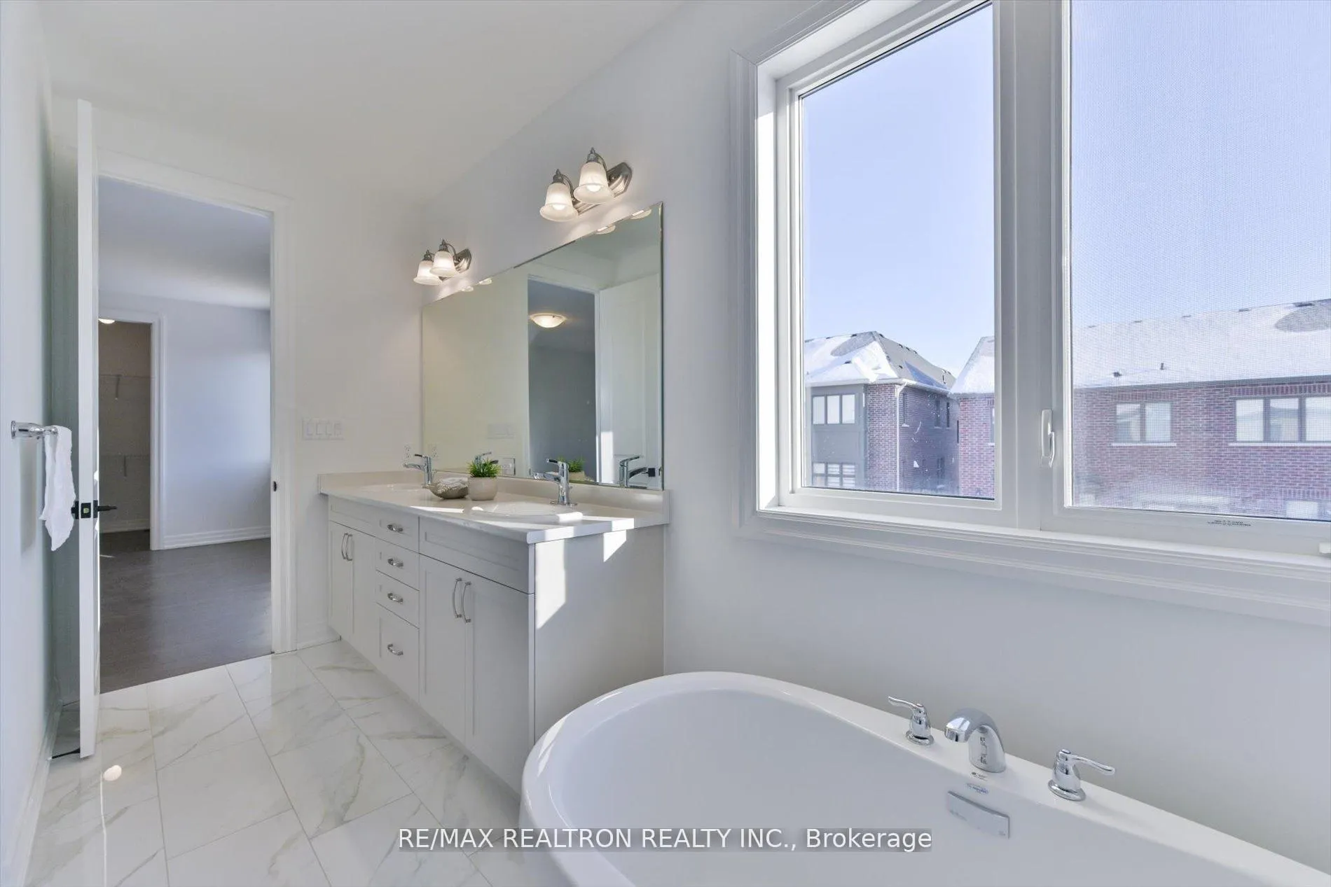 Photo 27 of 2858 Foxden Square, Pickering, Rural Pickering — HOMEH