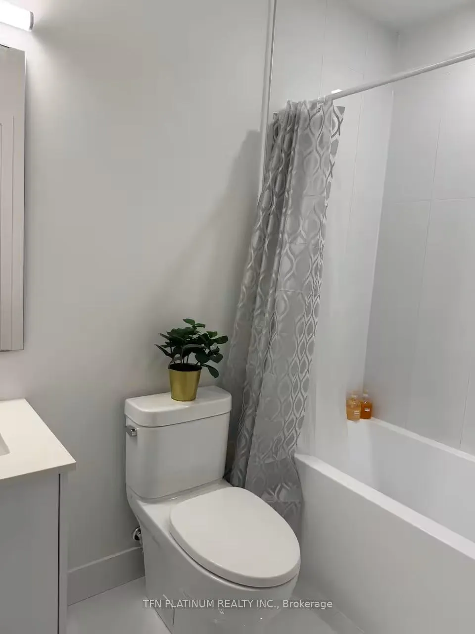 Photo 6 of Unit 101, 7277 Wilson Crescent, Niagara Falls, Oldfield — HOMEH