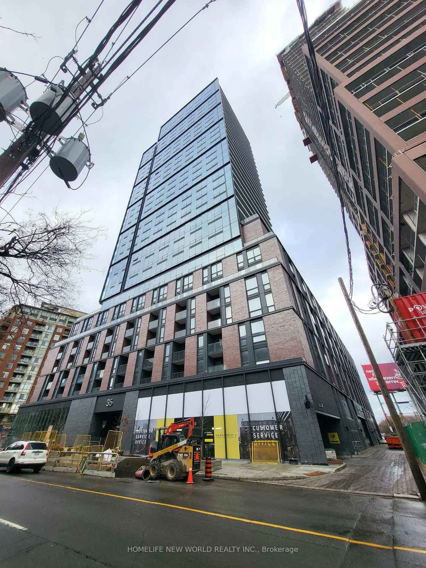 Front of Unit 605, 35 Parliament Street