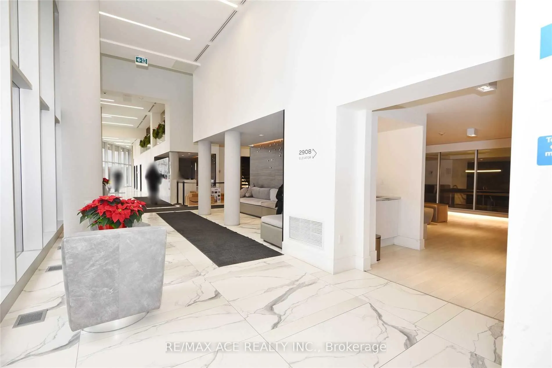 Photo 4 of Unit 3509, 2908 Highway 7, Vaughan, Concord — HOMEH