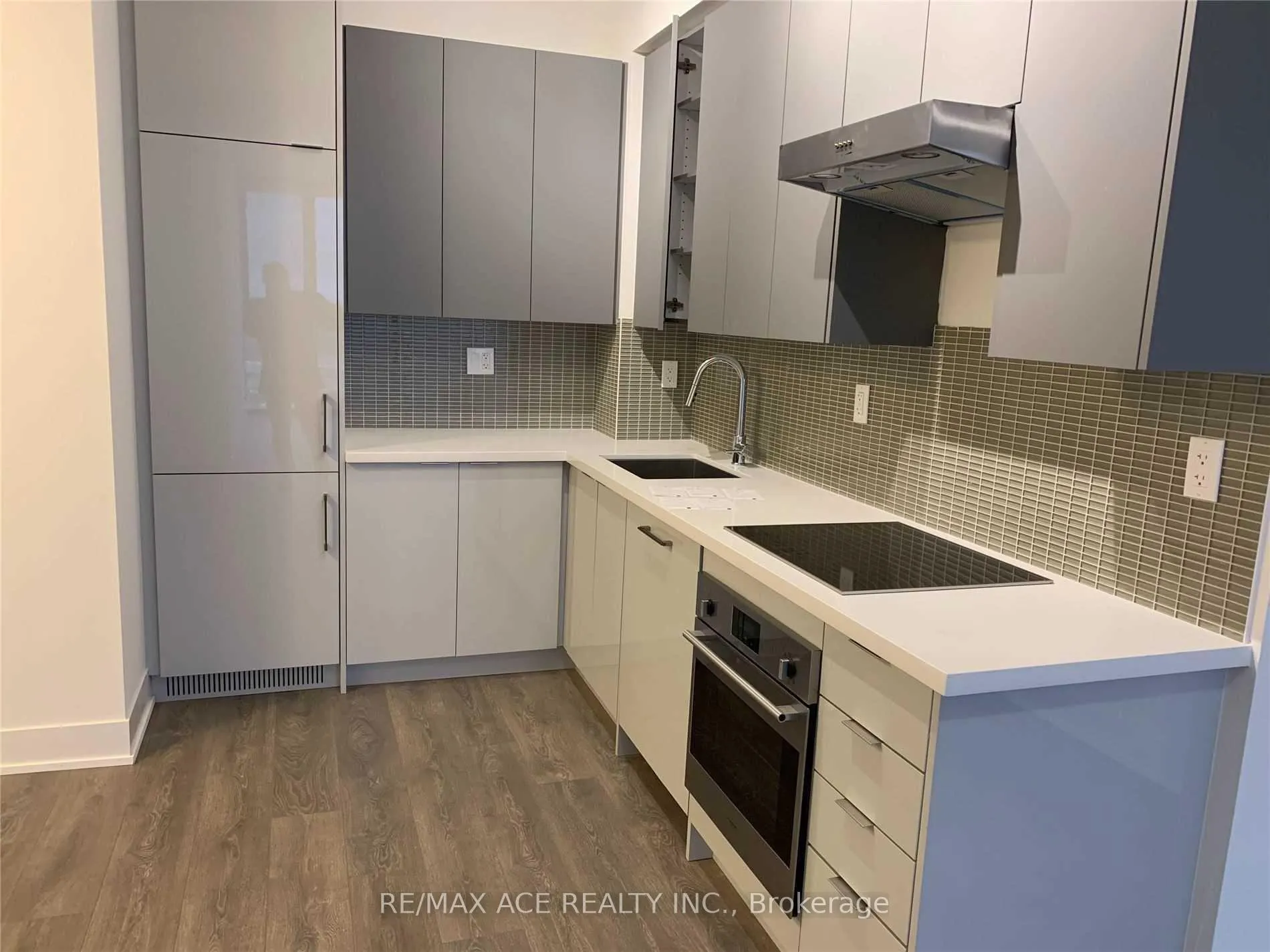Photo 11 of Unit 3509, 2908 Highway 7, Vaughan, Concord — HOMEH