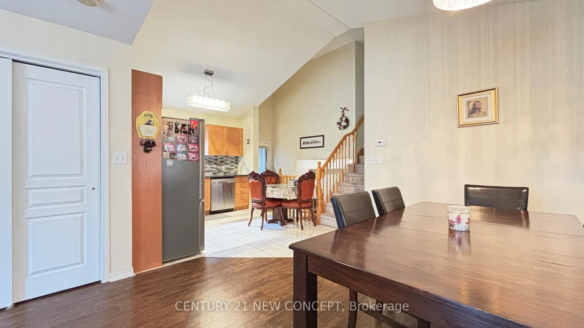 Photo 6 of 508 Southridge Drive, Hamilton, Mountview — HOMEH