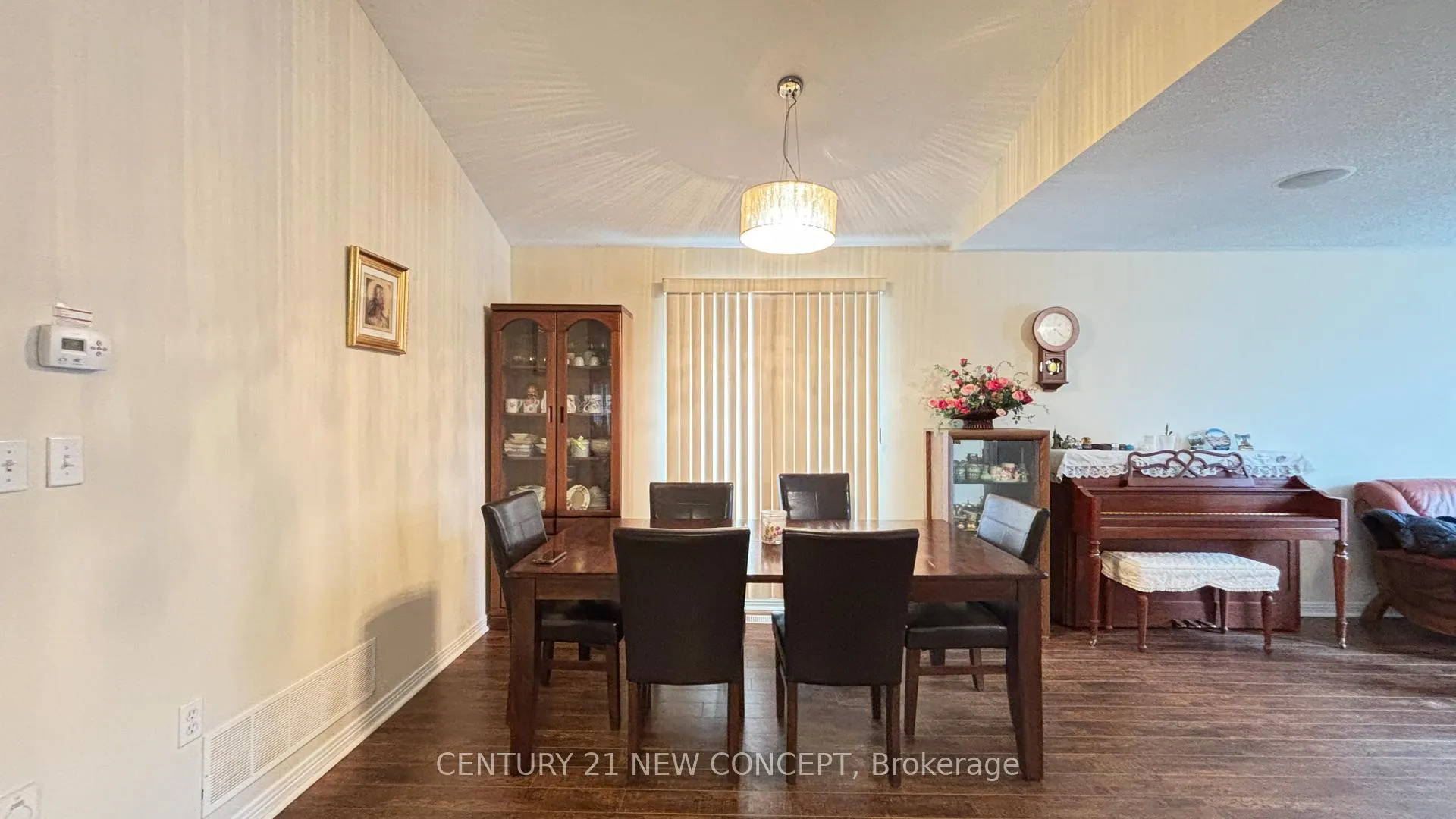 Photo 7 of 508 Southridge Drive, Hamilton, Mountview — HOMEH