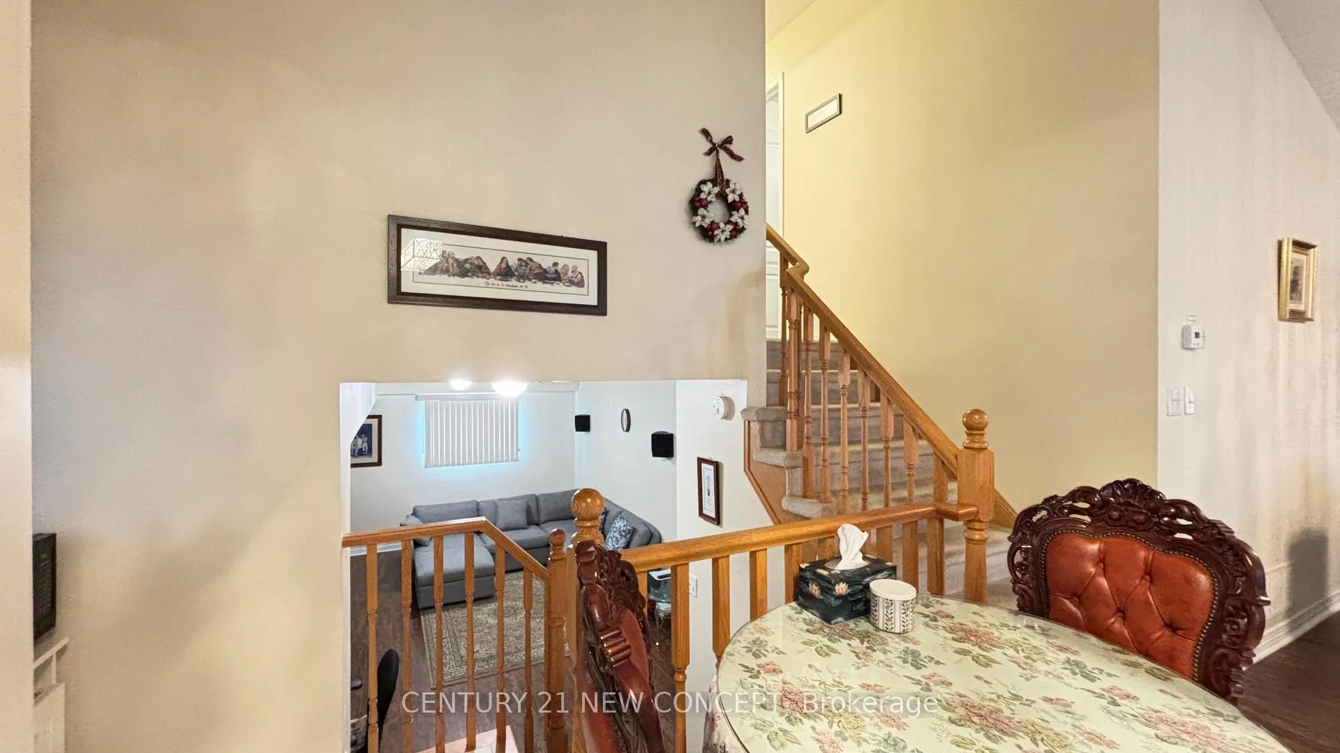 Photo 9 of 508 Southridge Drive, Hamilton, Mountview — HOMEH