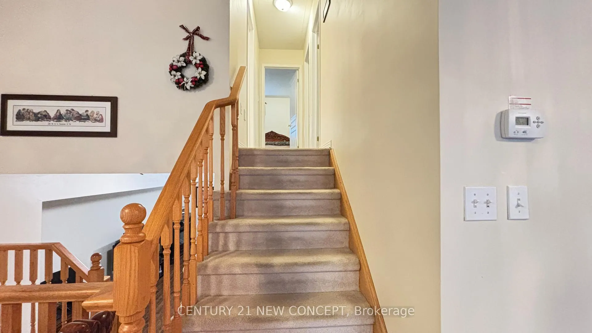 Photo 13 of 508 Southridge Drive, Hamilton, Mountview — HOMEH