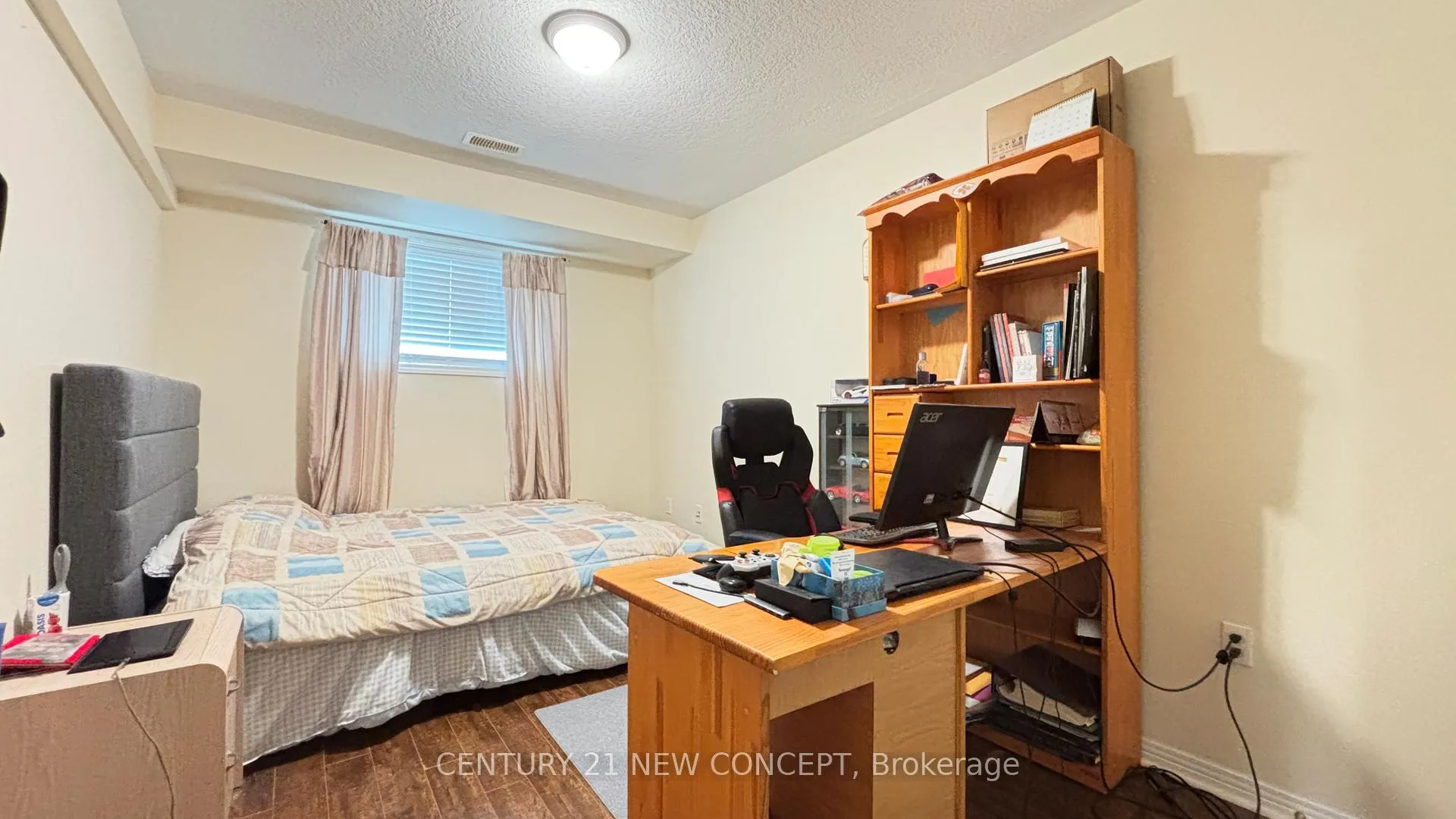 Photo 21 of 508 Southridge Drive, Hamilton, Mountview — HOMEH