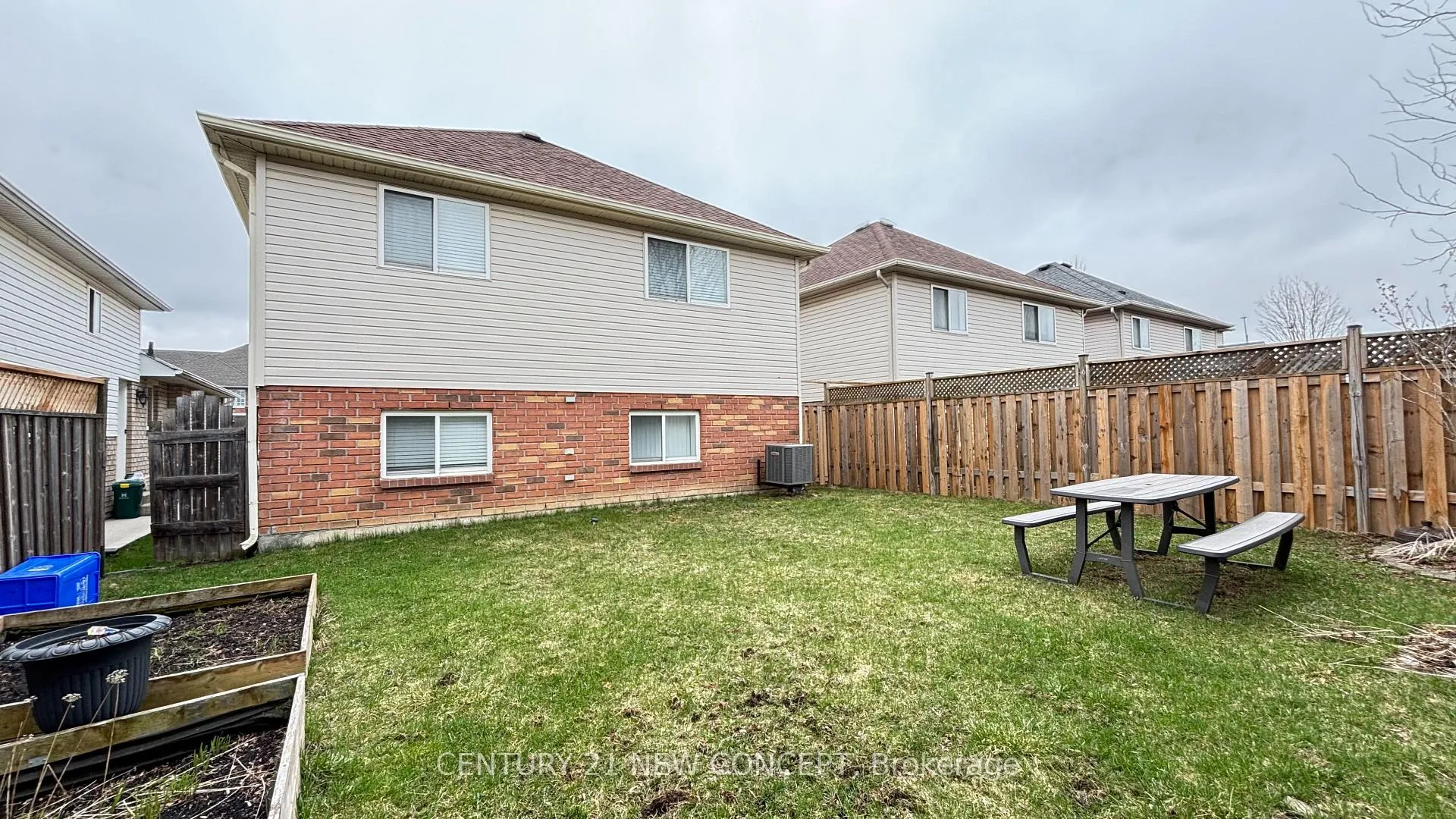 Photo 25 of 508 Southridge Drive, Hamilton, Mountview — HOMEH