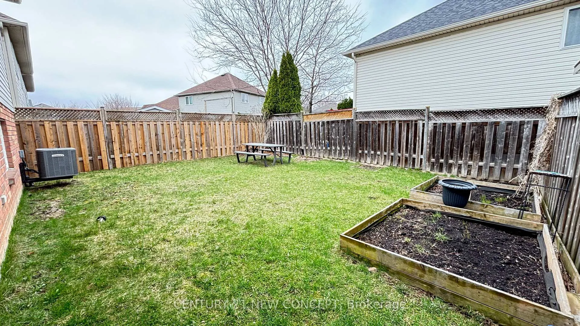 Photo 26 of 508 Southridge Drive, Hamilton, Mountview — HOMEH