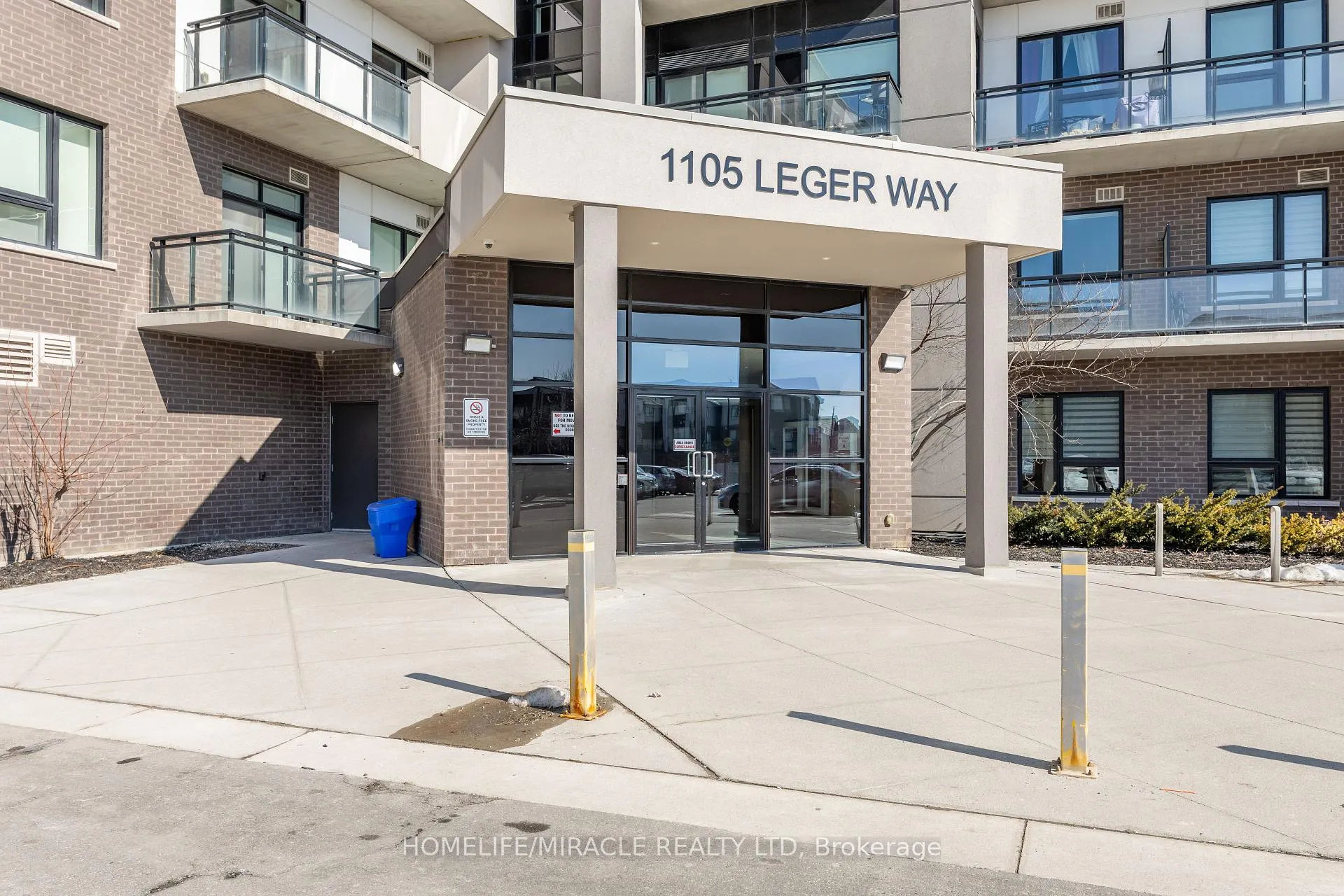 Front of Unit 421, 1105 Leger Way