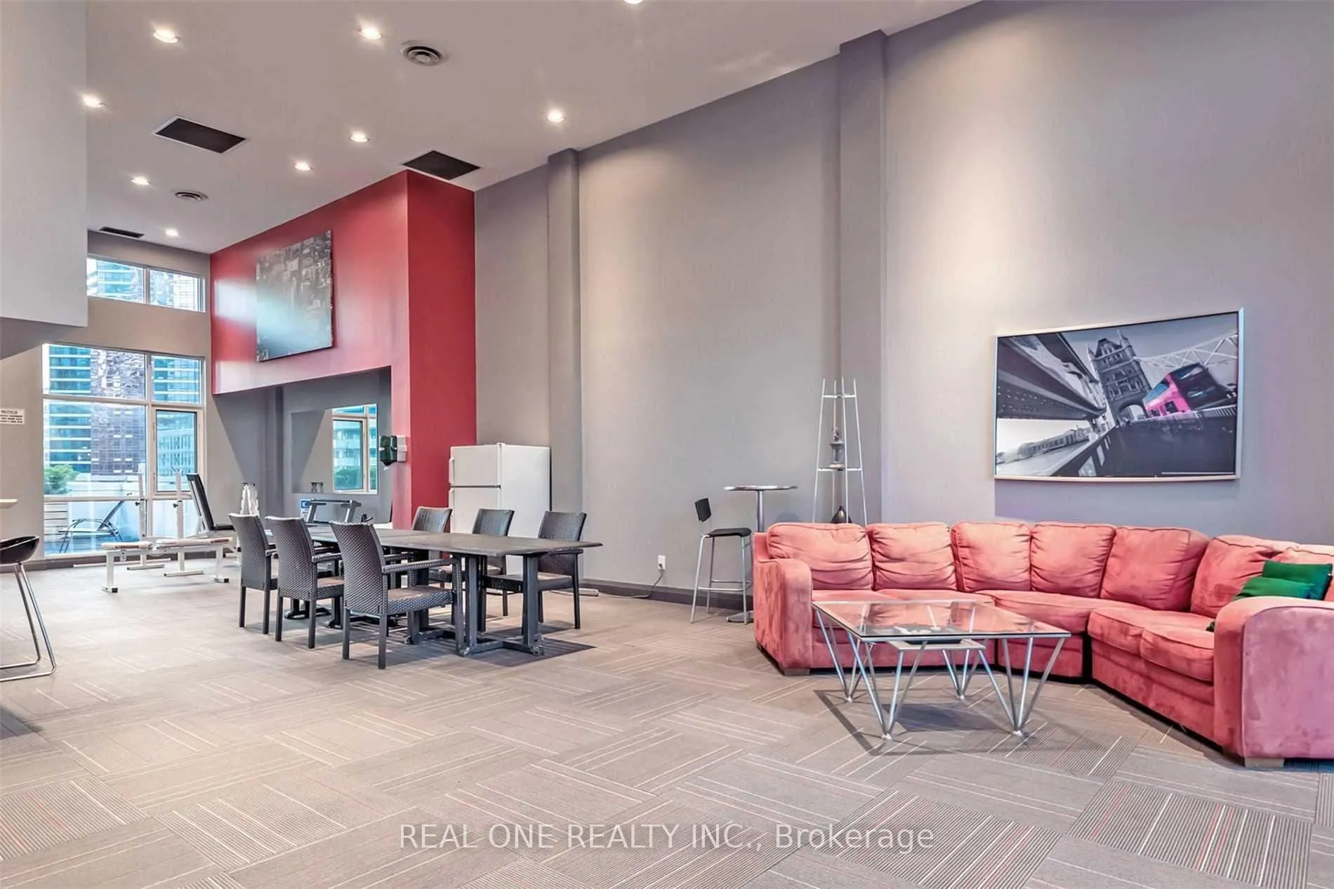 Photo 13 of Unit 301, 8 Wellesley Street E, Toronto, Church-Yonge Corridor — HOMEH
