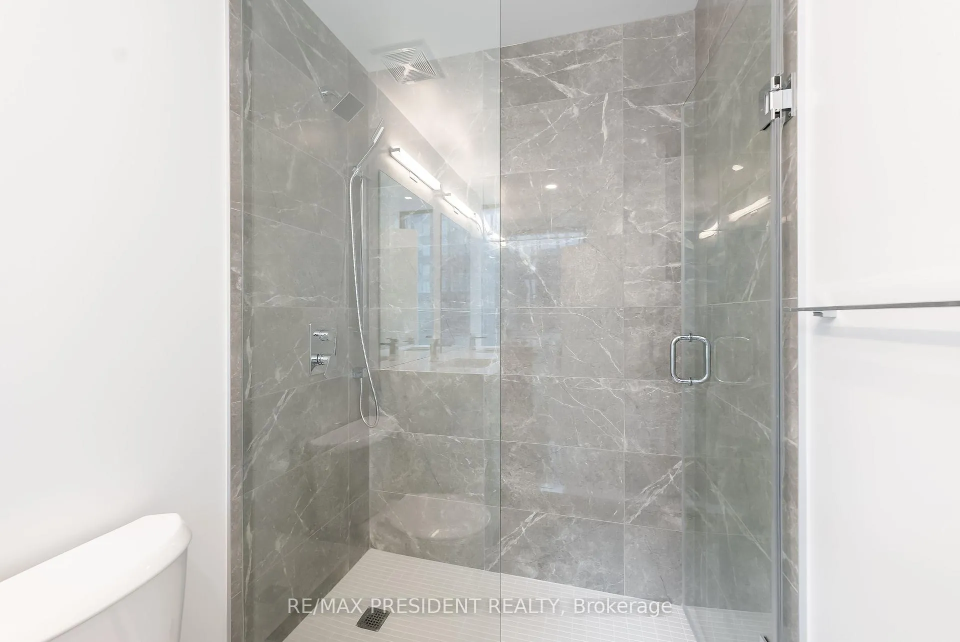 Photo 18 of Unit 402, 284 King Street E, Toronto, Moss Park — HOMEH