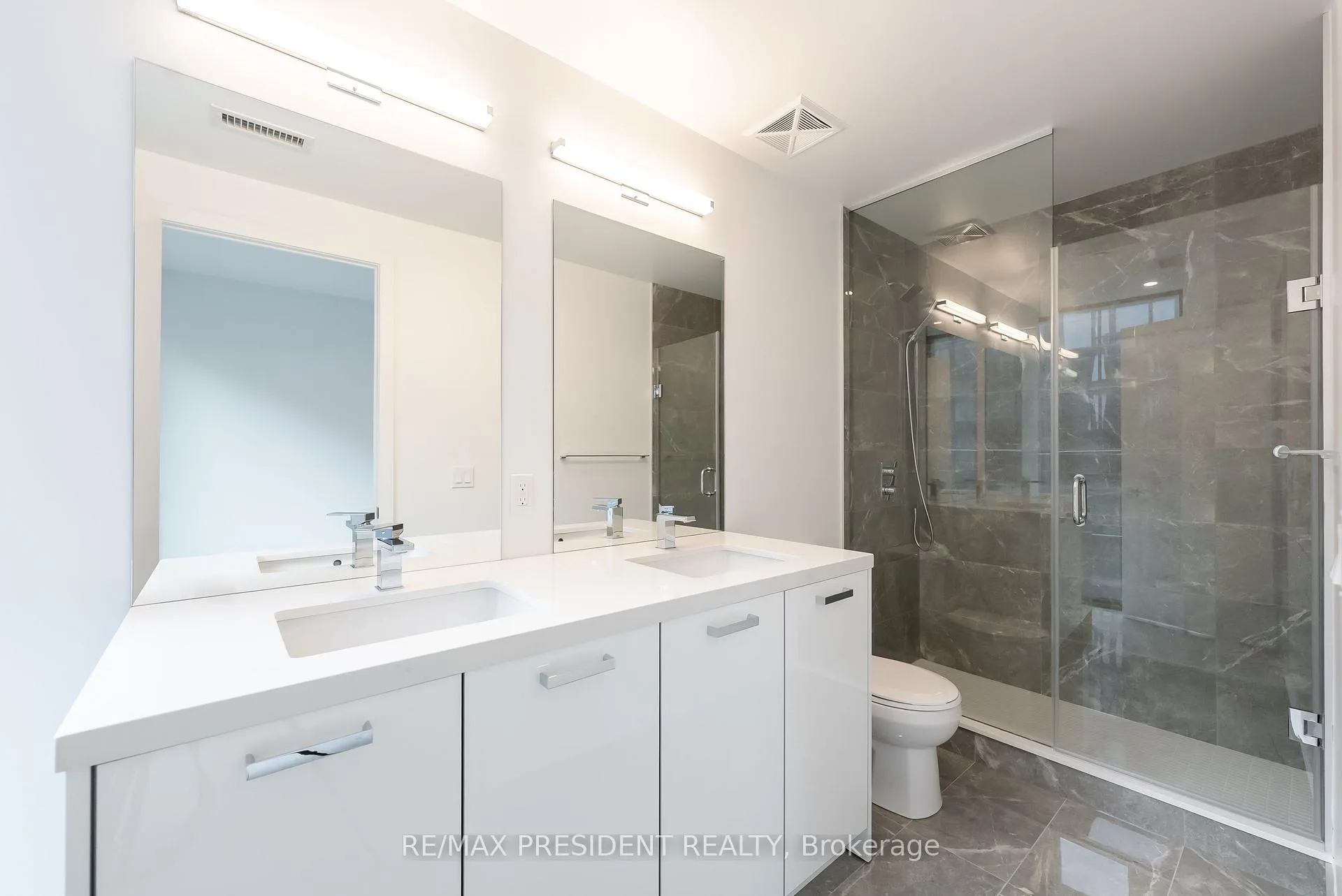 Photo 19 of Unit 402, 284 King Street E, Toronto, Moss Park — HOMEH