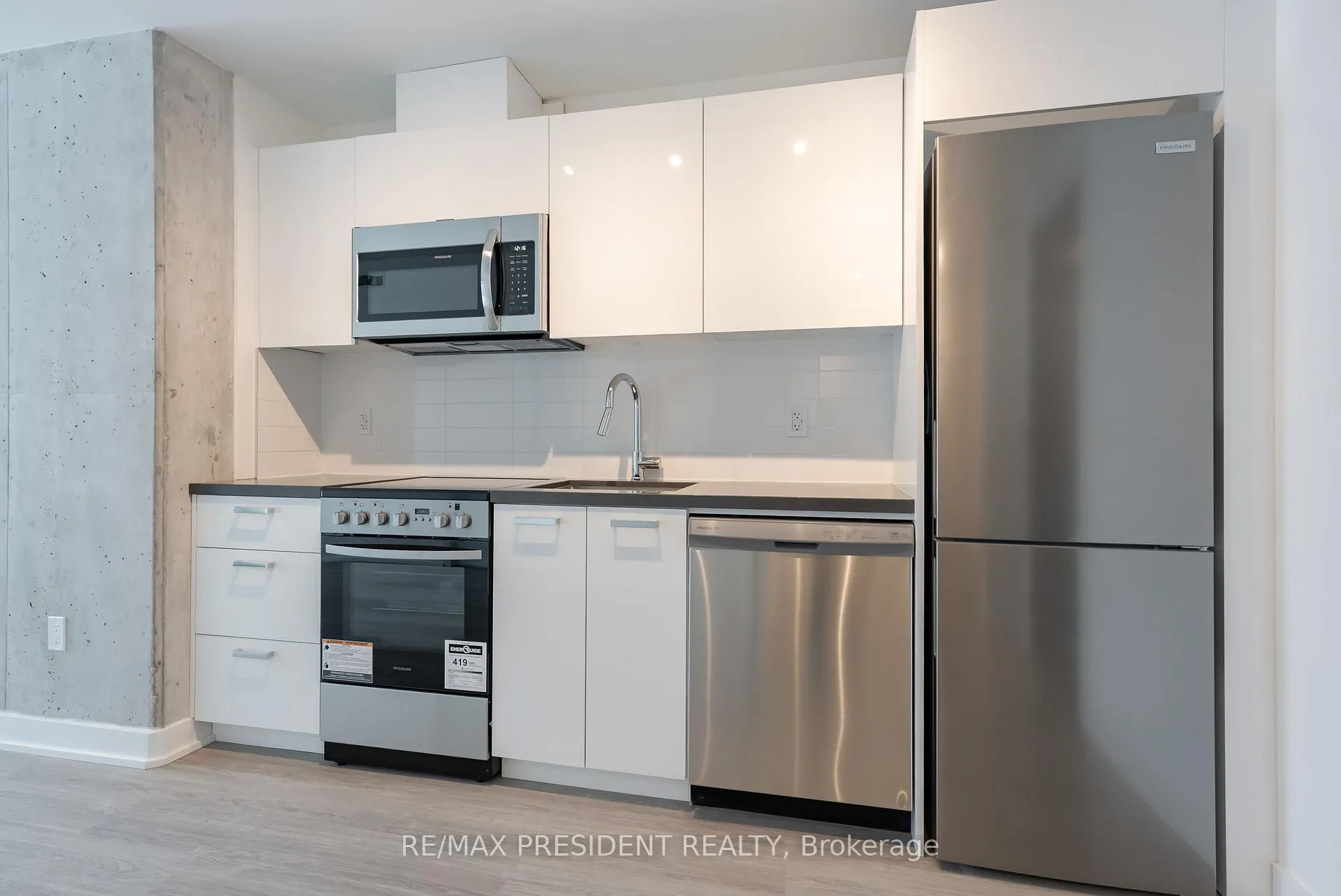 Photo 14 of Unit 903, 284 King Street E, Toronto, Moss Park — HOMEH