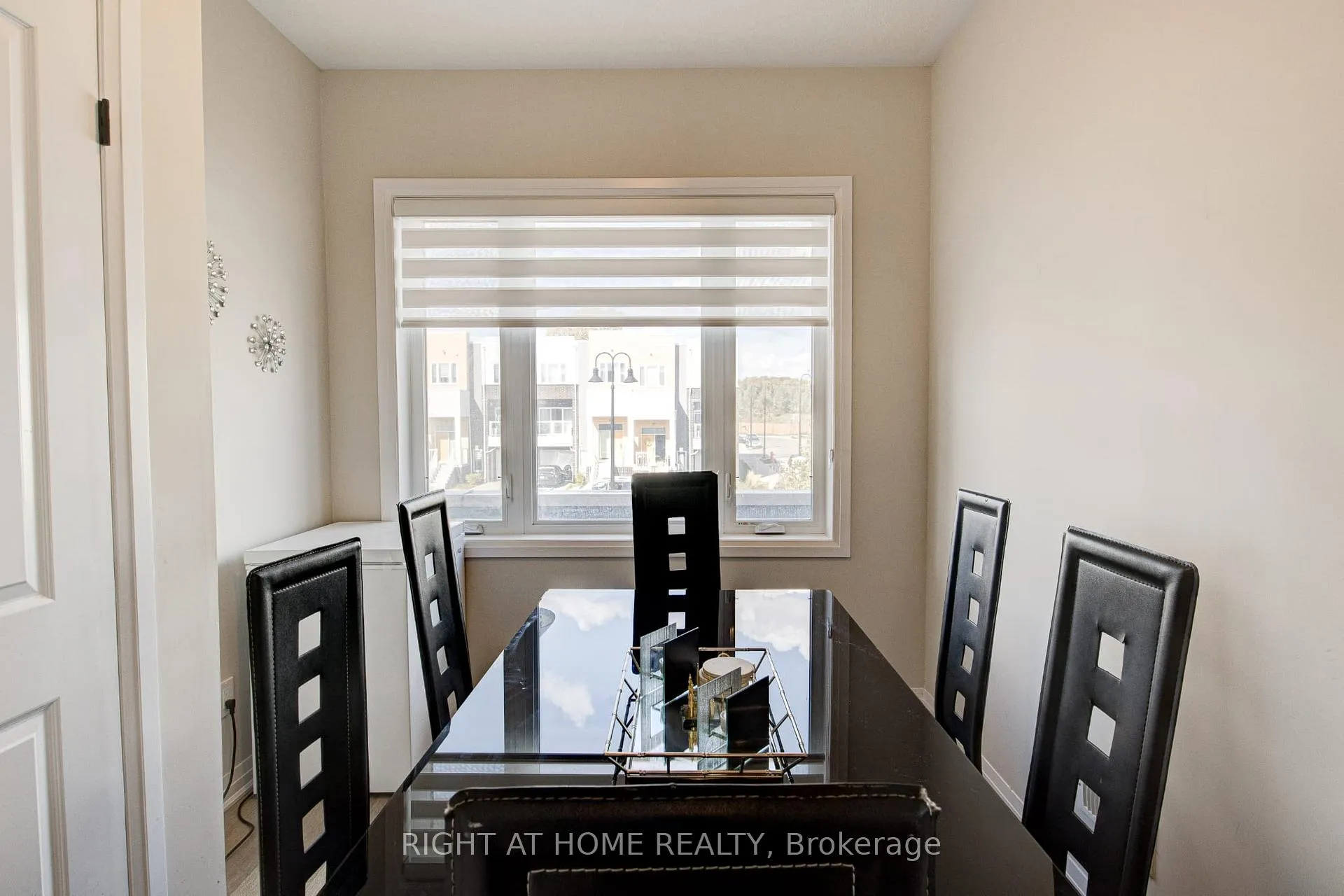 Photo 15 of 34 Vitality Drive, Kitchener, Trussler — HOMEH